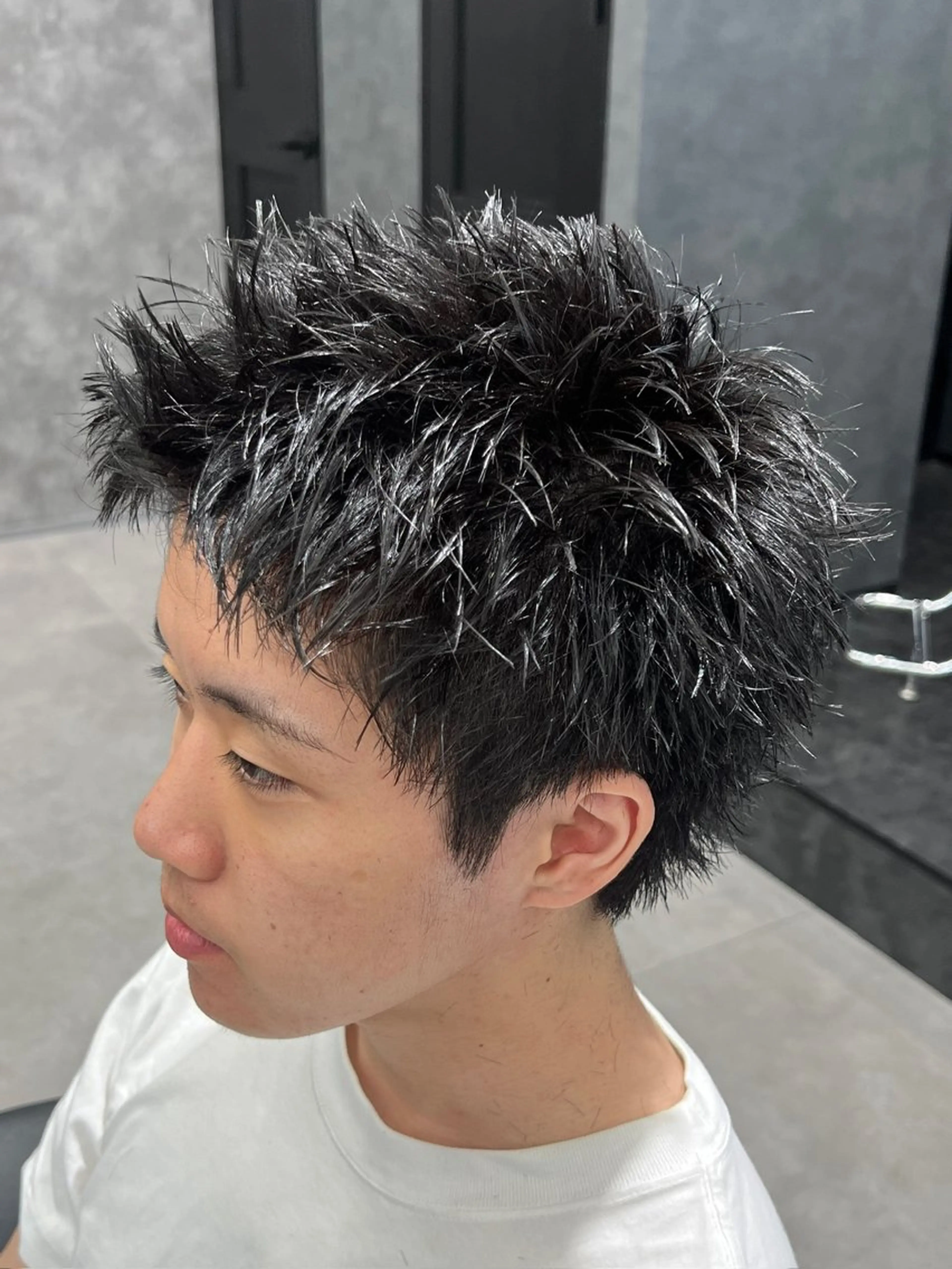 ショート パーマ メンズショート 長谷野真吾のヘアスタイル