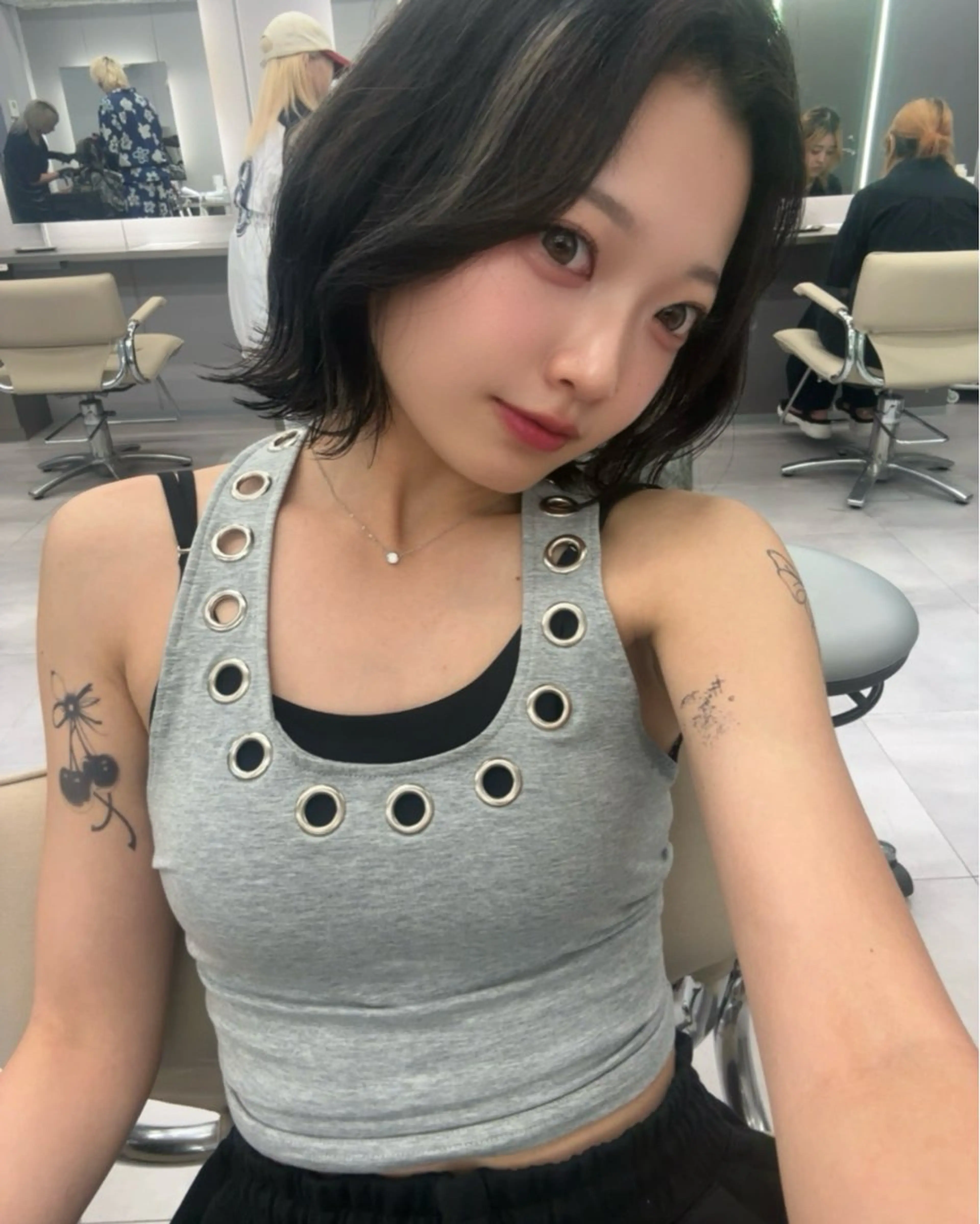 ショート カラー デザインカラー ハイライトカラー ハイライト ヘアカラー 名古屋／デザイン／ ブリーチ/松井亮磨のヘアスタイル