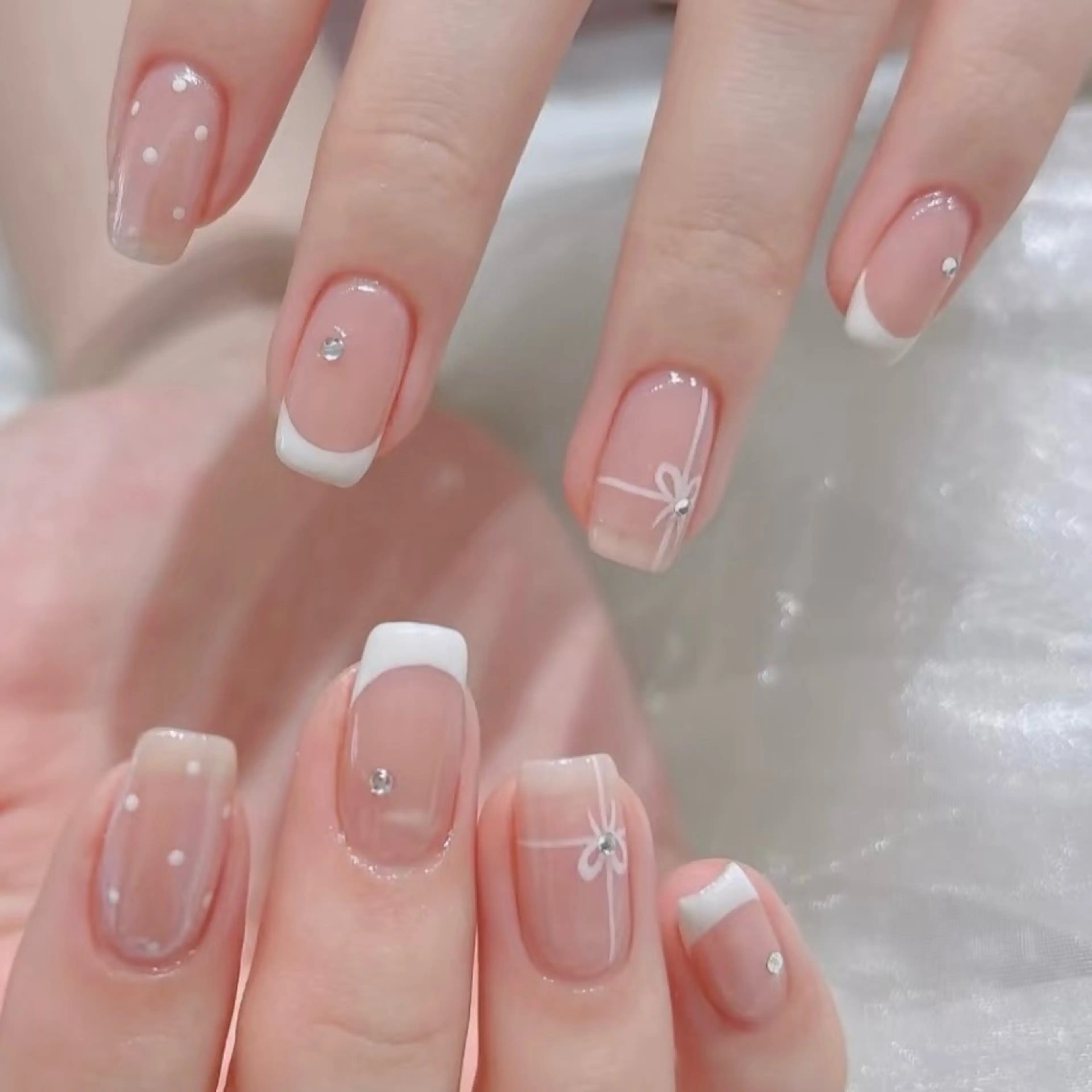 ネイル DR NAIL新宿所属・Haruka 🎀のネイルデザイン