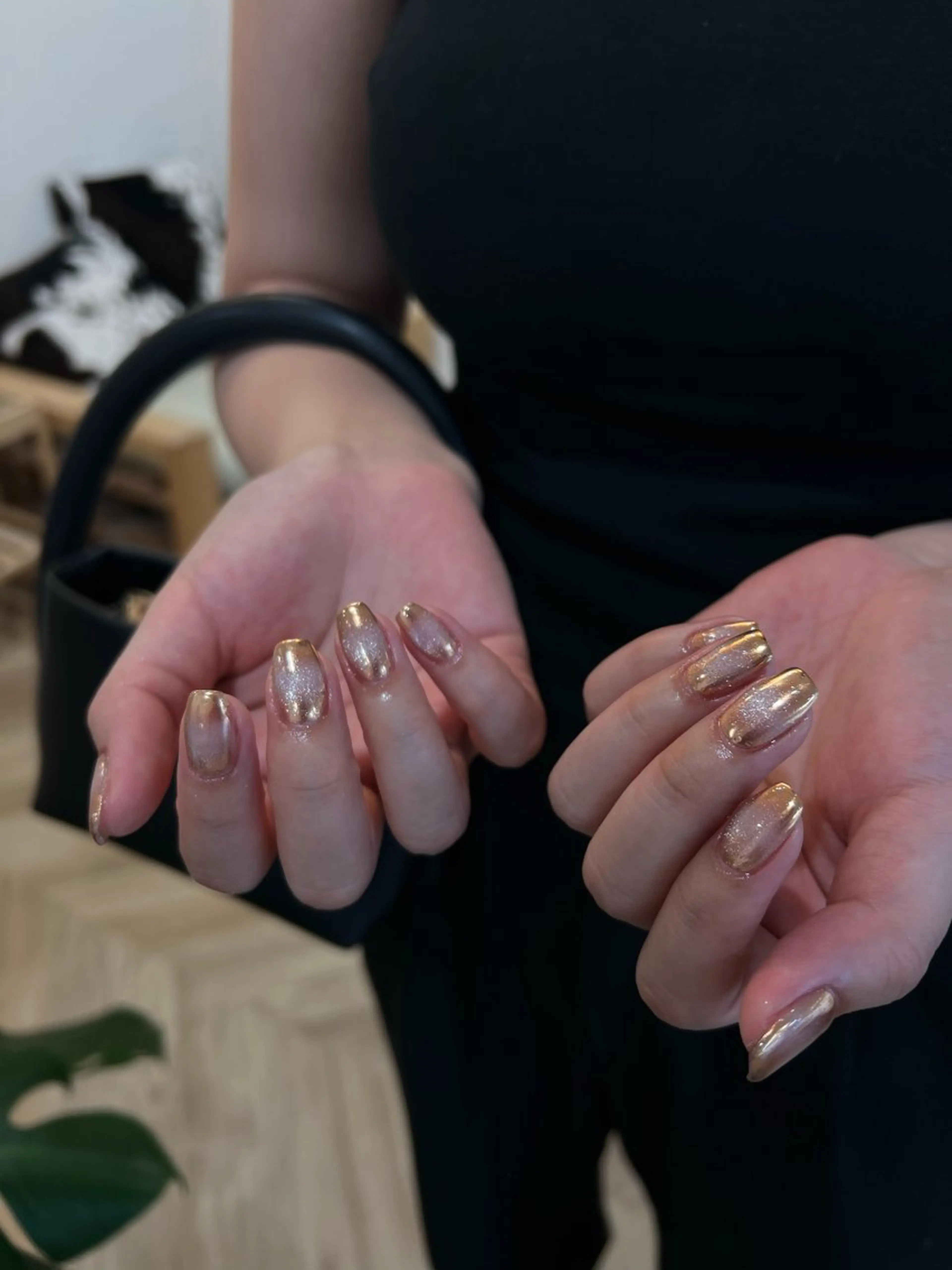 ネイル ハンドネイル フットネイル ハンドケア Nes.Nail所属・Miyagi Asamiのネイルデザイン