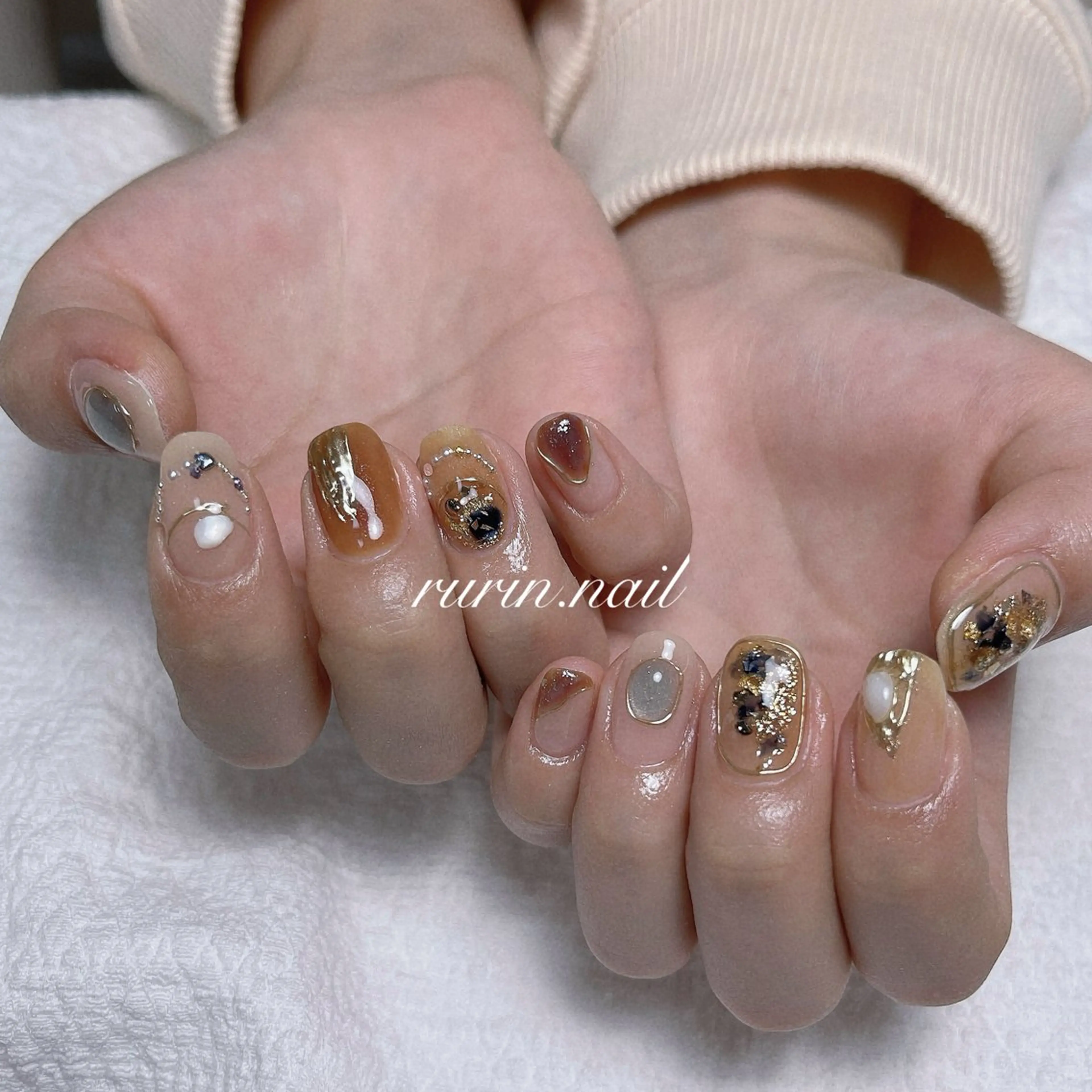 ネイル ミラーネイル ルリン サロン💅のネイルデザイン