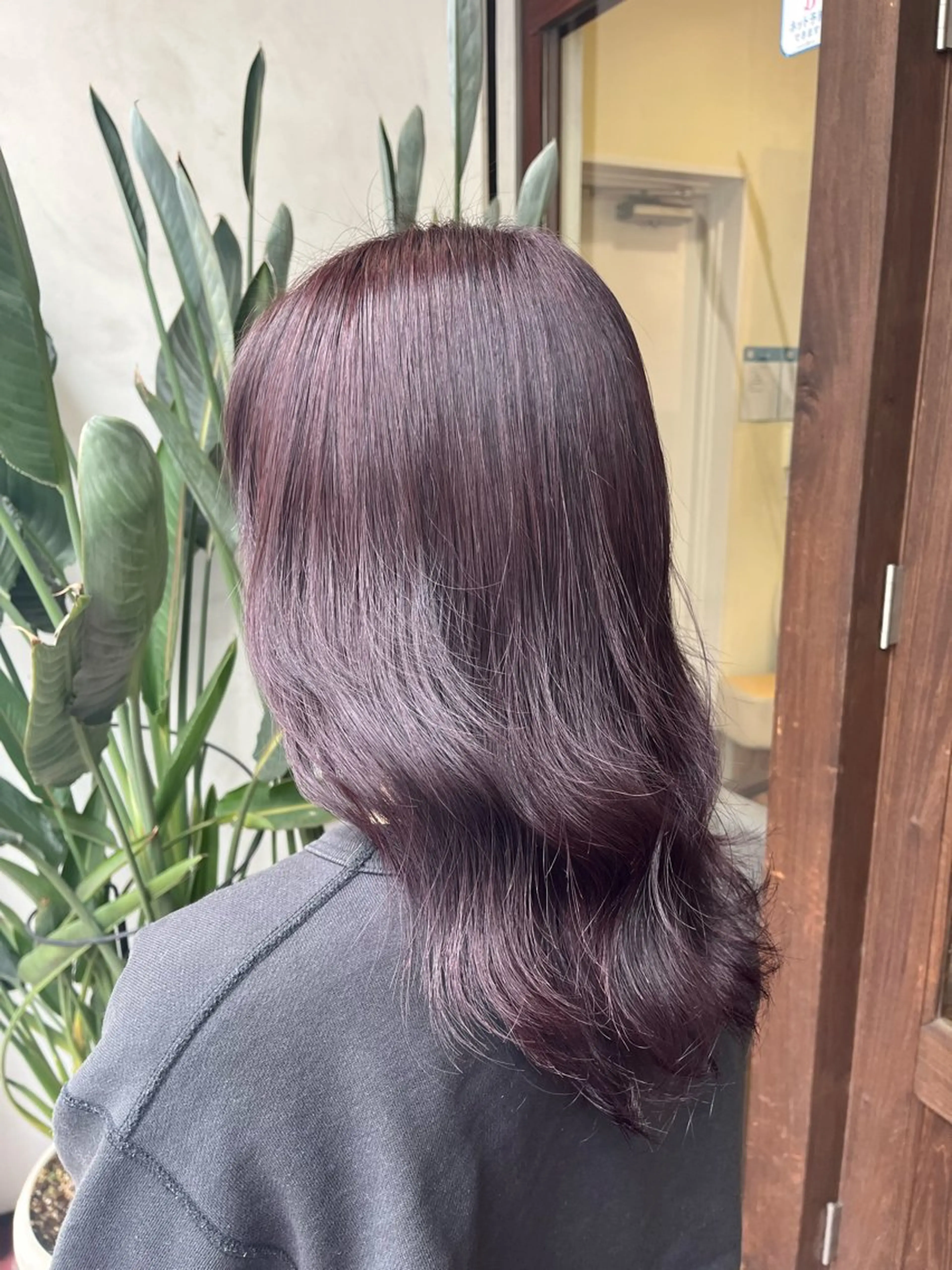 カラー 透明感/低ダメージ インナー🩵角田紗雪のヘアスタイル