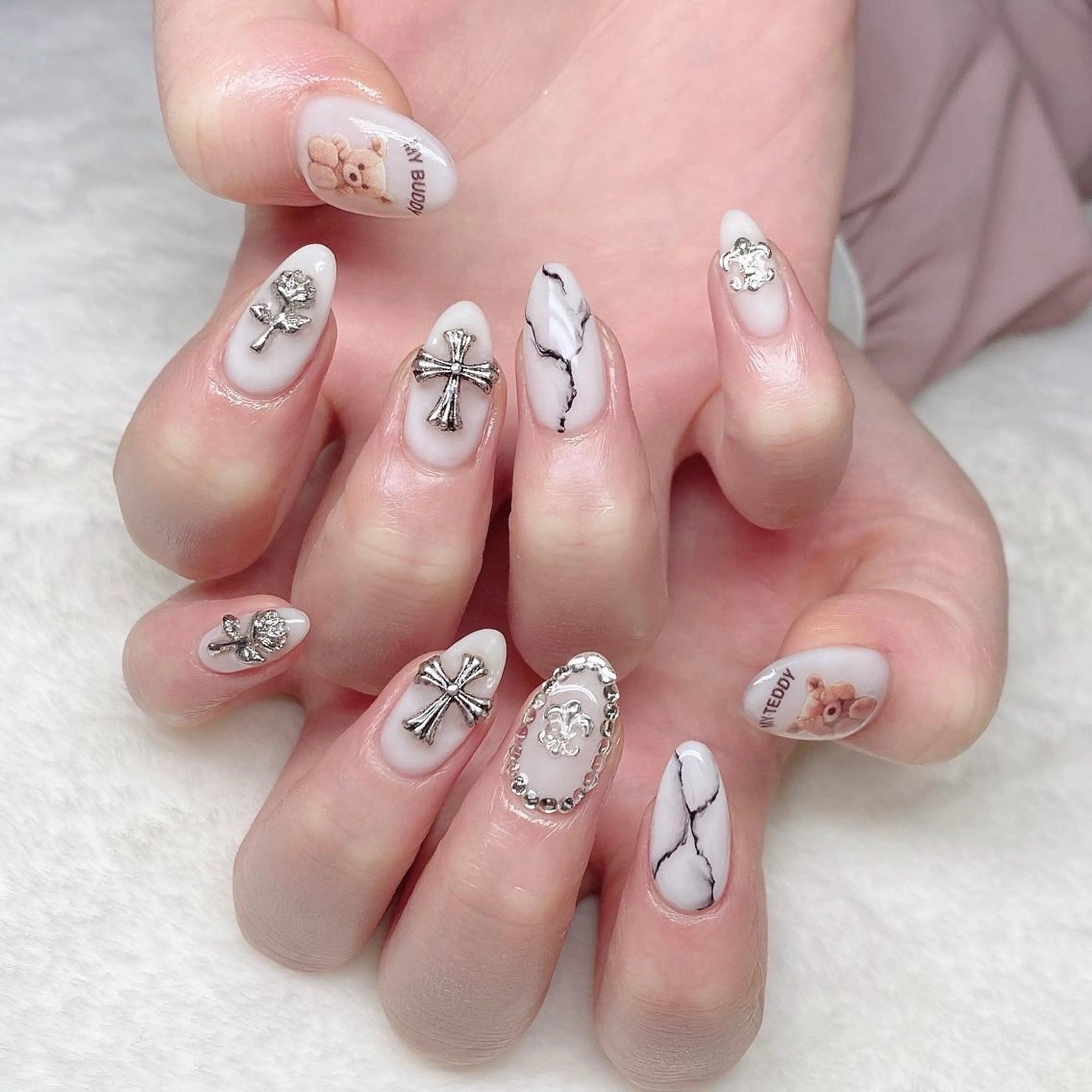 ネイル ハンドネイル ハンドケア ナユキNA.YUKI 池袋店のネイルデザイン