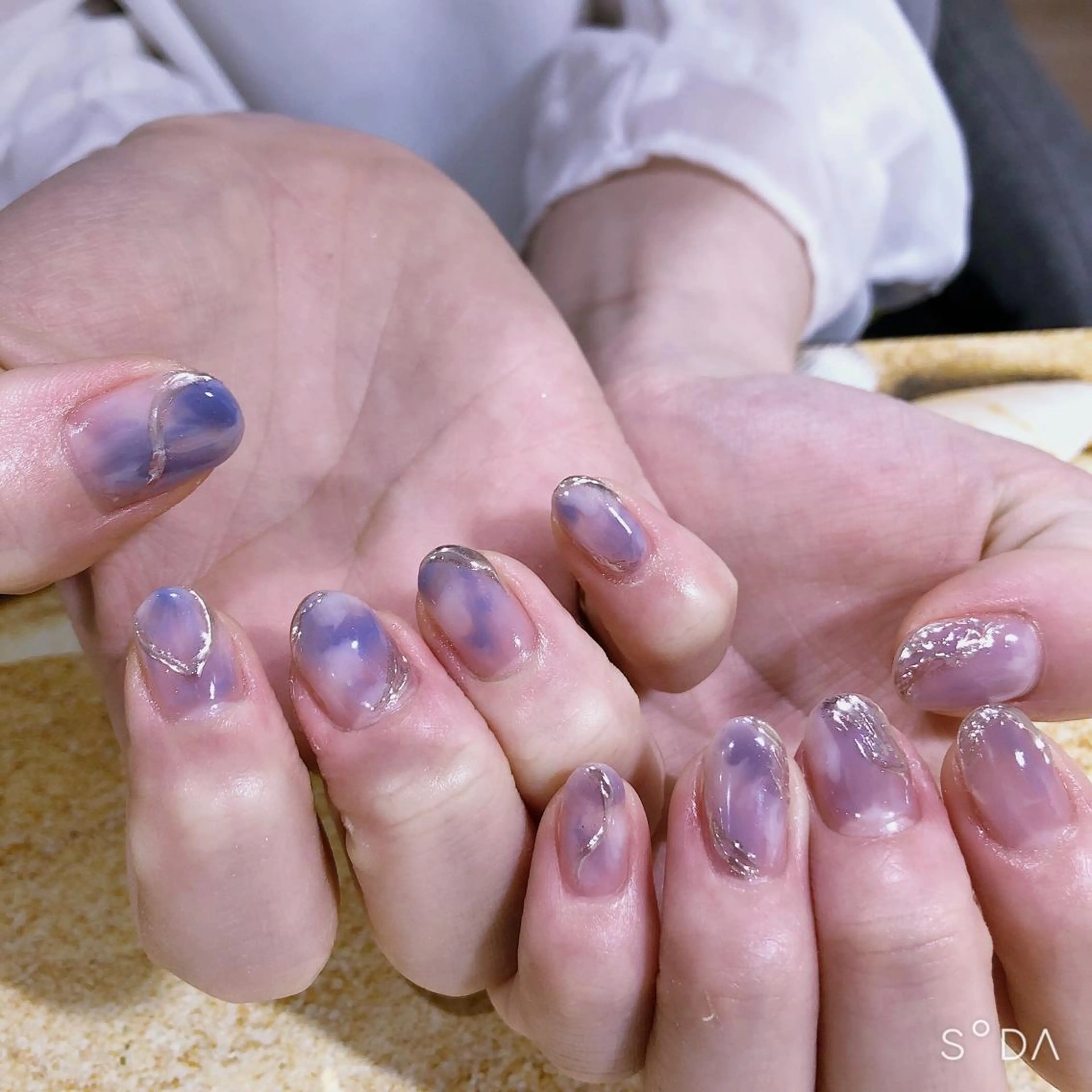 ネイル ニュアンスネイル ハンドネイル 吉野✨ ネイルデザイナー✨のネイルデザイン