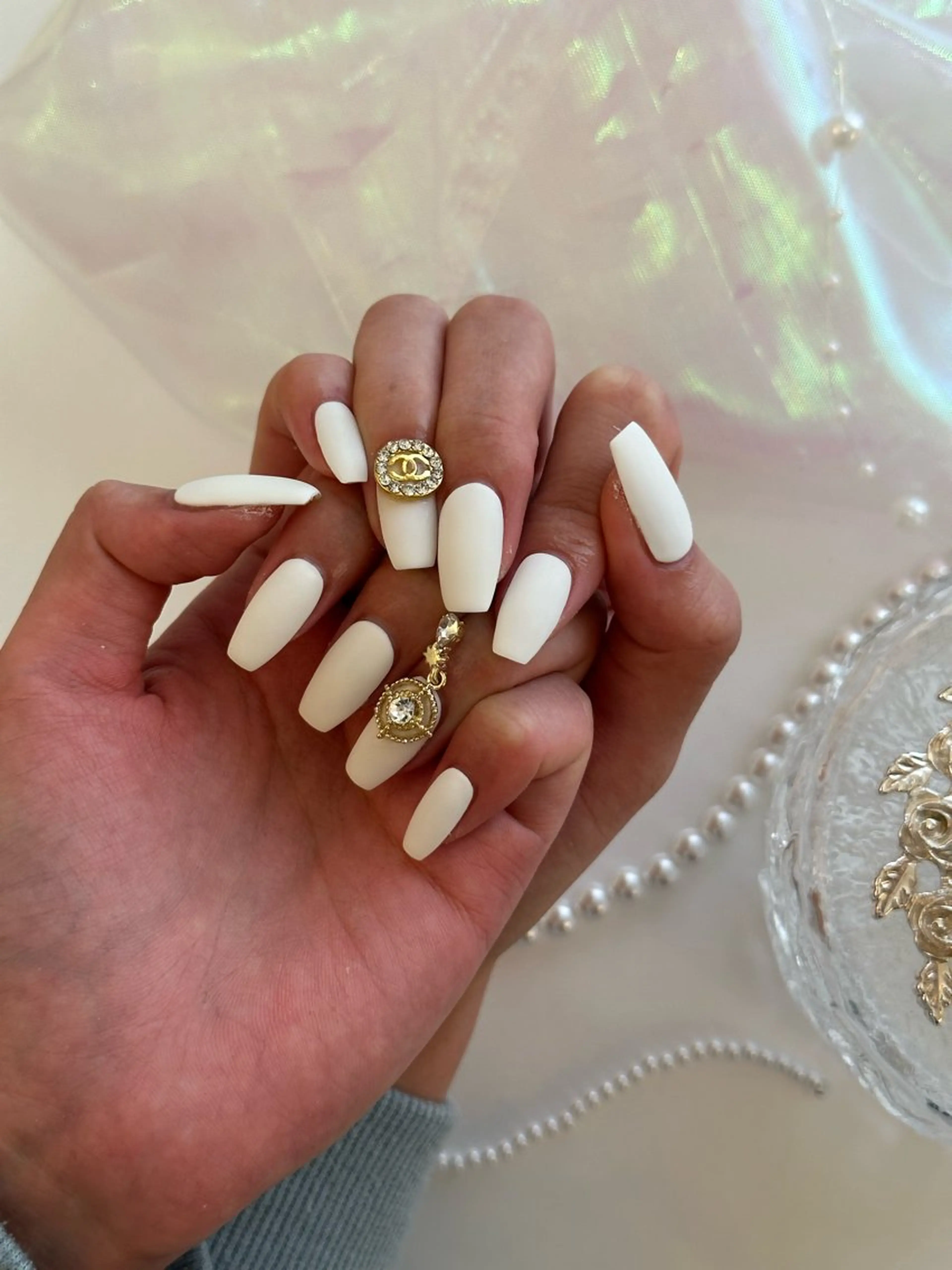 ネイル ハンドネイル CREVIO 小美玉店所属・CREVIO小美玉店 店長RIRIのネイルデザイン