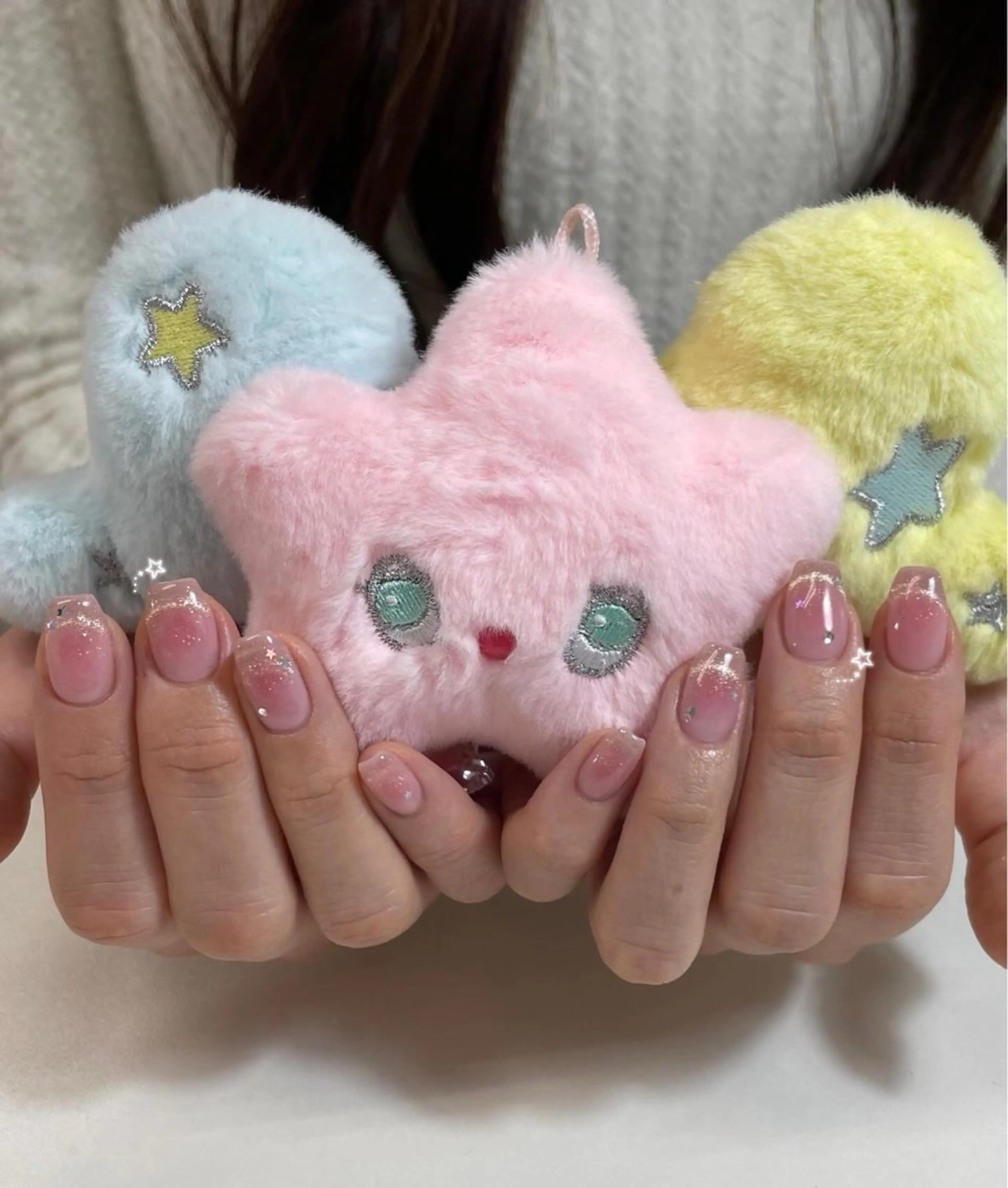 ネイル マグネットネイル ハンドネイル MINAMI໒꒱ Y2K、韓国ガーリーのネイルデザイン