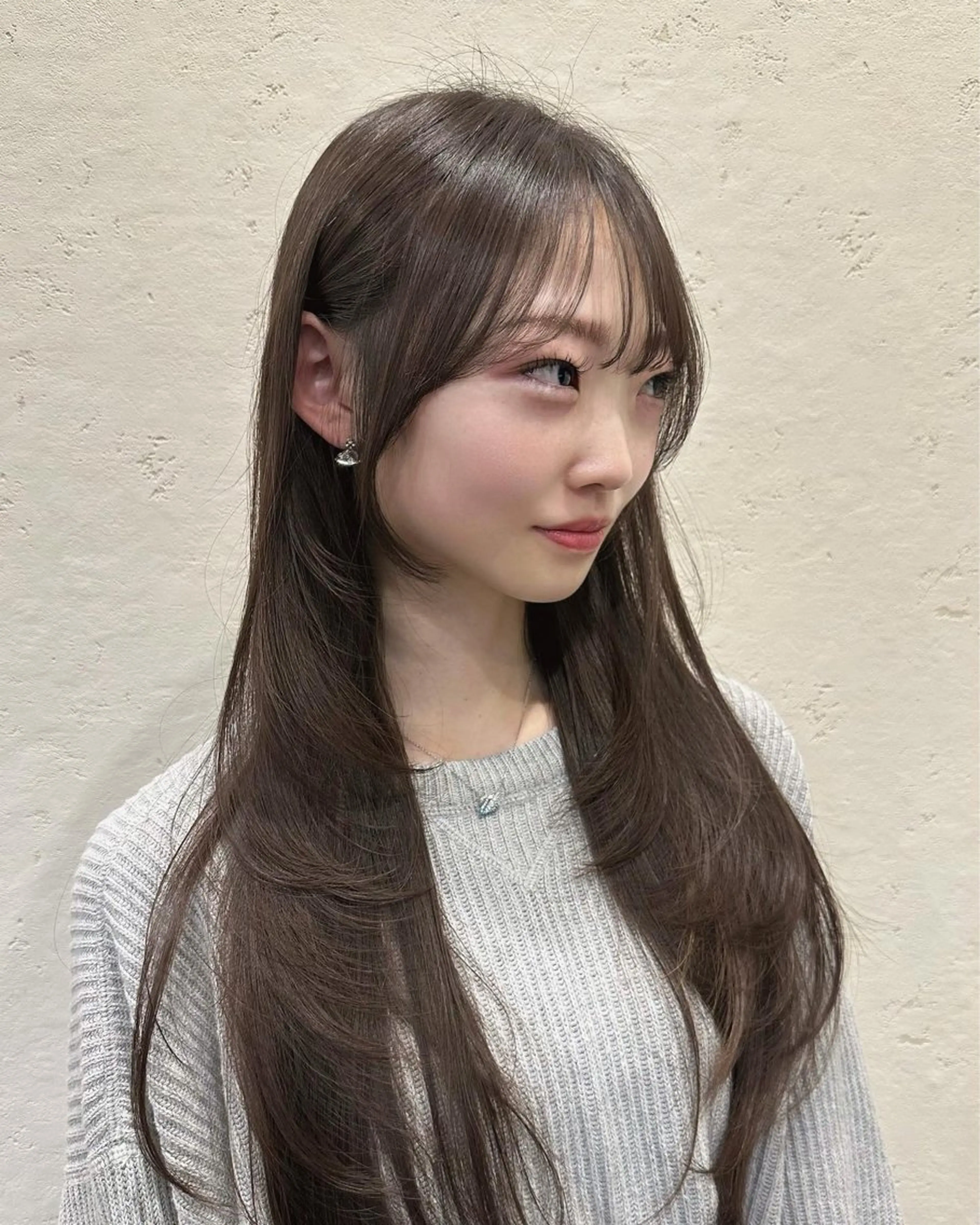 ロング 🌹ハッシュカット、 レイヤー韓国ヘア🌹のヘアスタイル