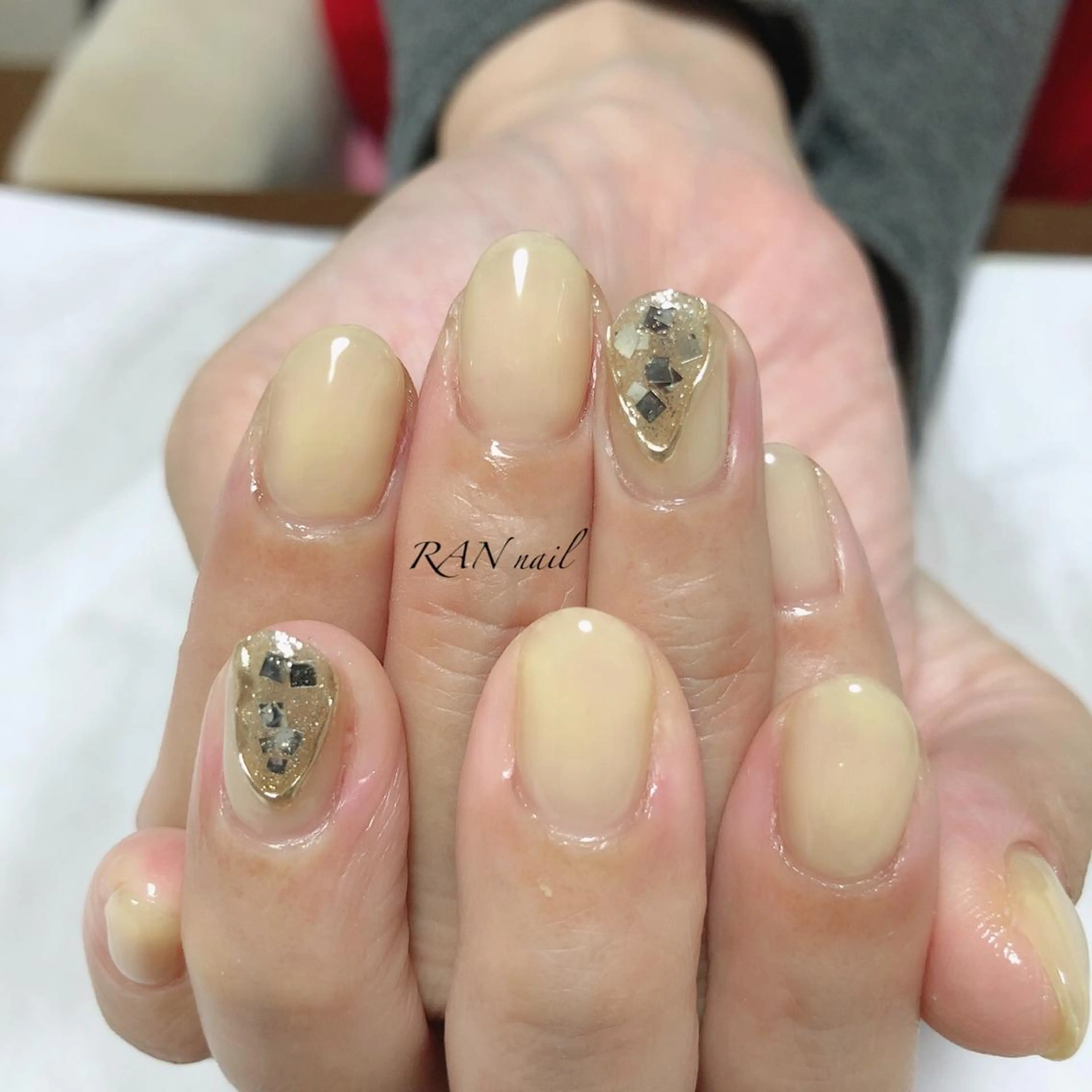 ネイル フットネイル フレンチネイル ガラスフレンチ キラキラネイル オフィスネイル ハンドネイル フットネイル RAN nail 〜ランネイル〜所属・RAN nailのネイルデザイン