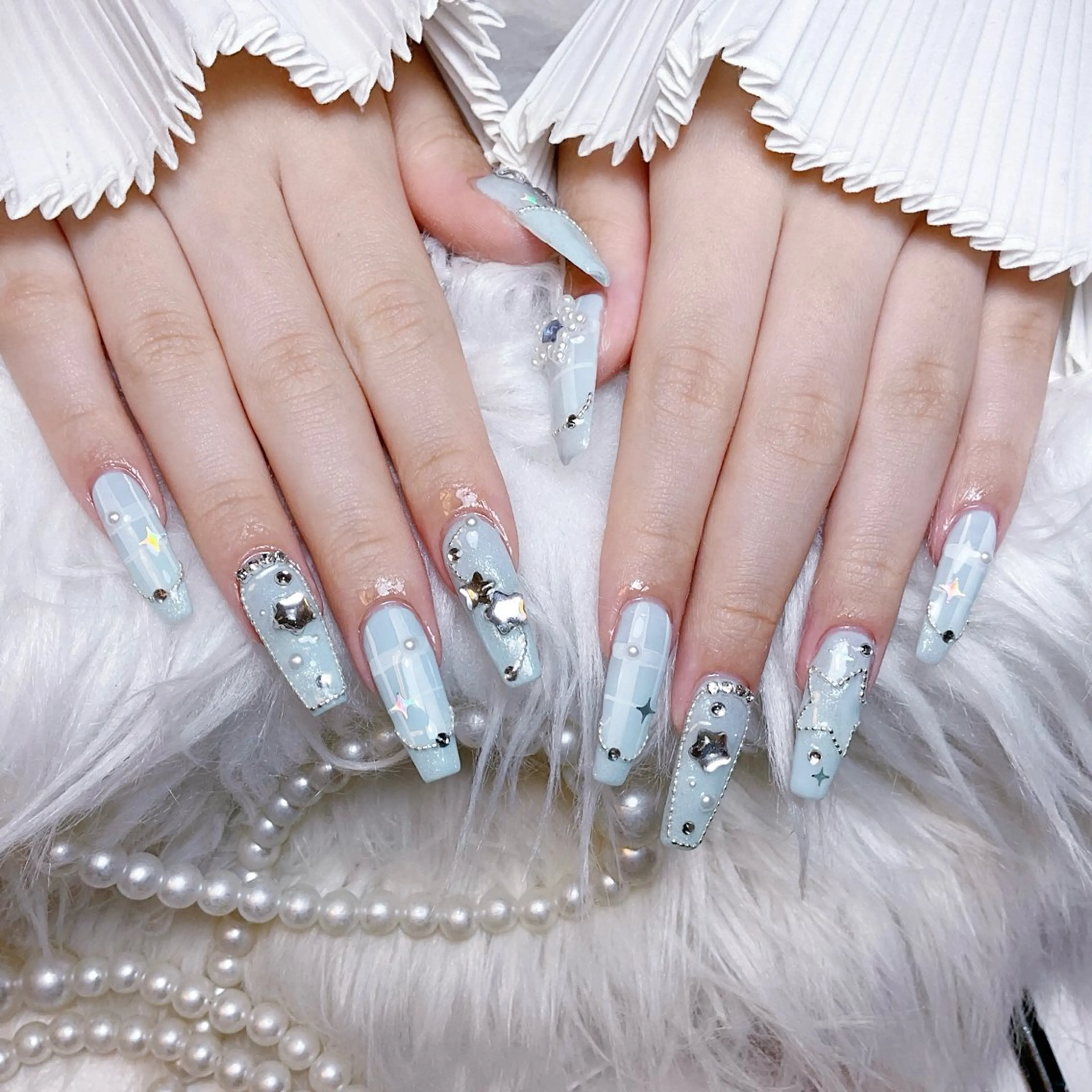 ネイル 🌈Yun nail hyejin💋のネイルデザイン