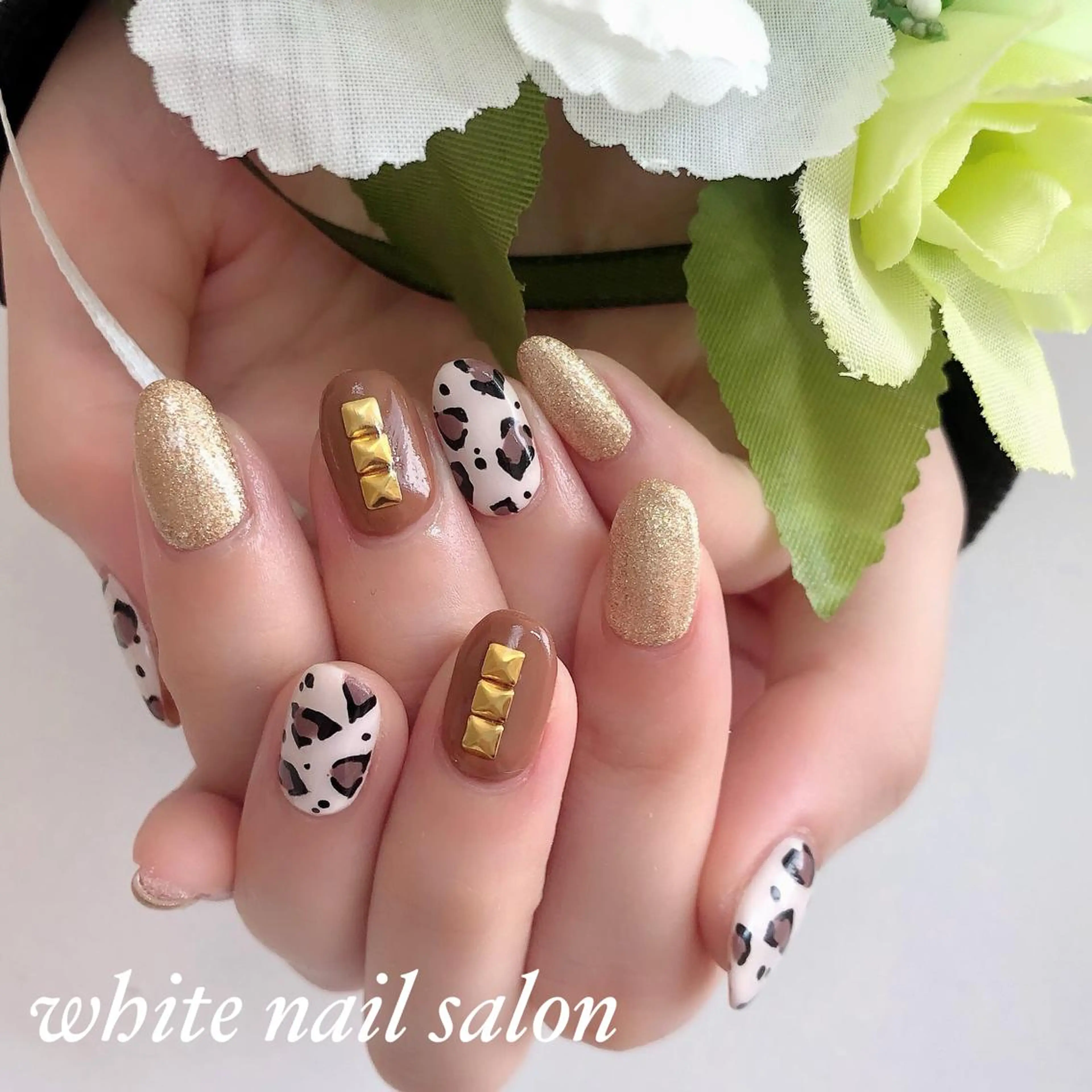ネイル フットネイル ジェルネイル ハードジェル オフィスネイル スカルプネイル ハンドネイル white nail salonのネイルデザイン