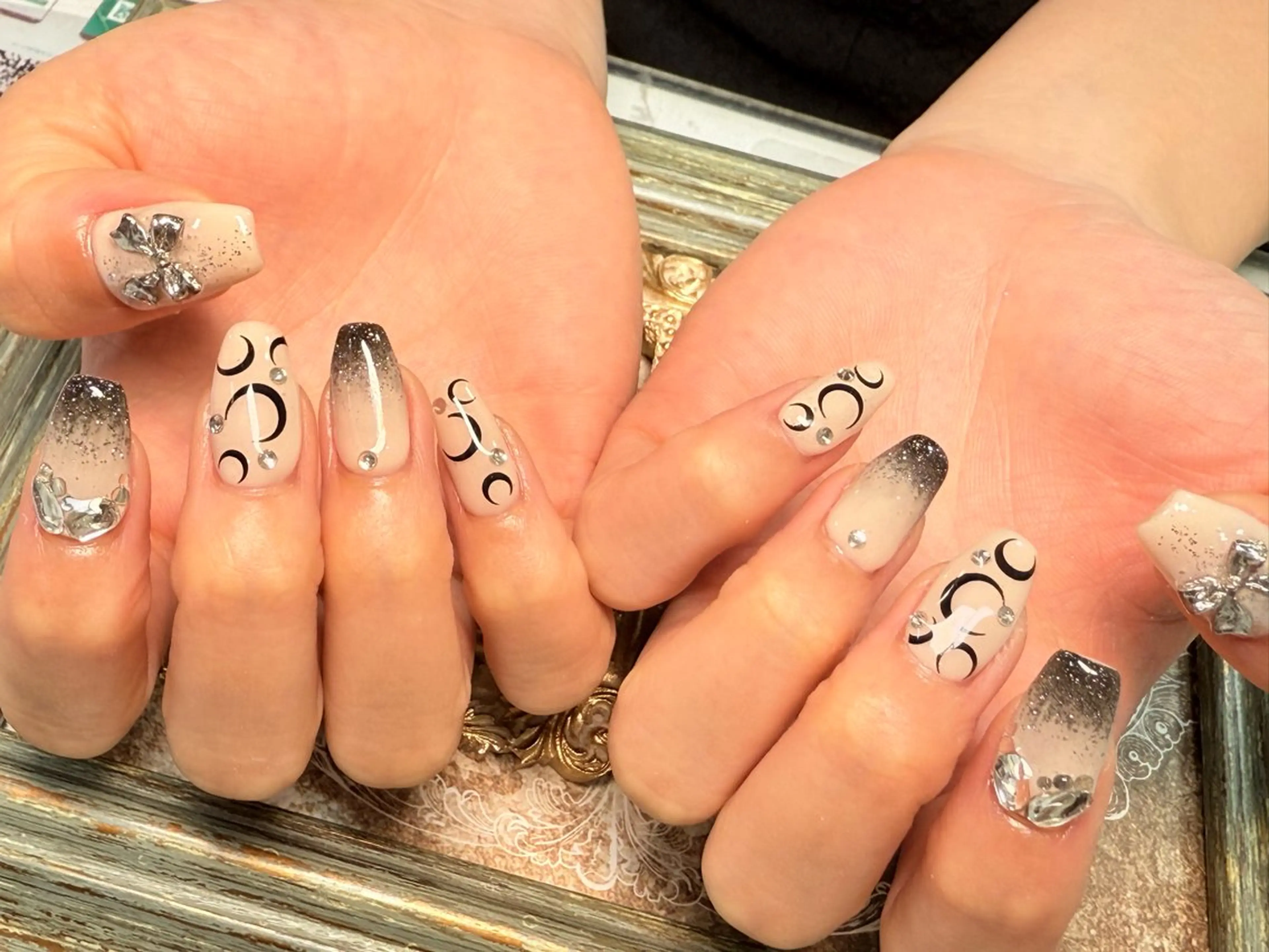 ネイル ハンドネイル JOJOネイル所属・JOJO ネイルのネイルデザイン