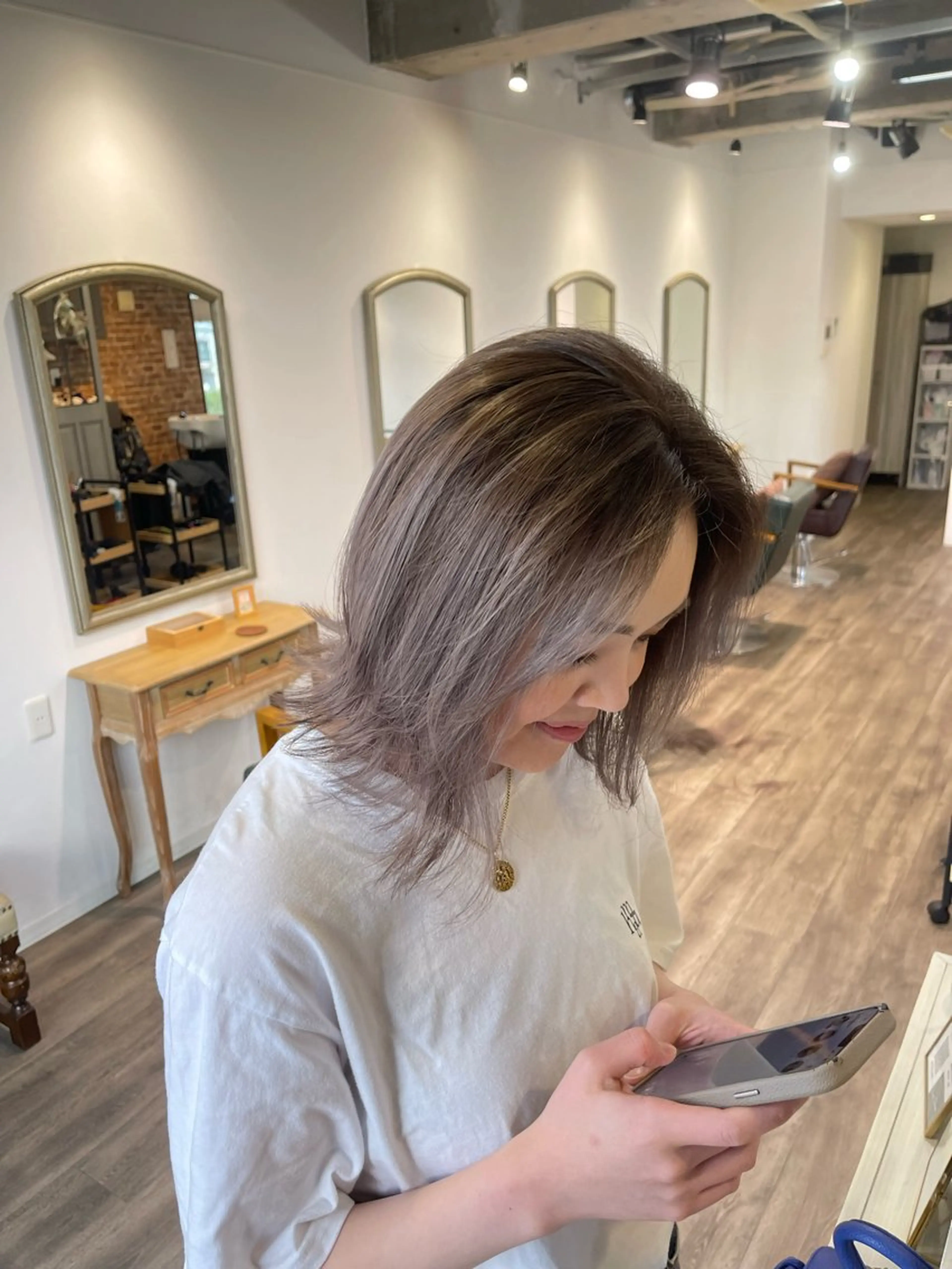 ミディアム カラー ヘアカラー Felice Erikaのヘアスタイル