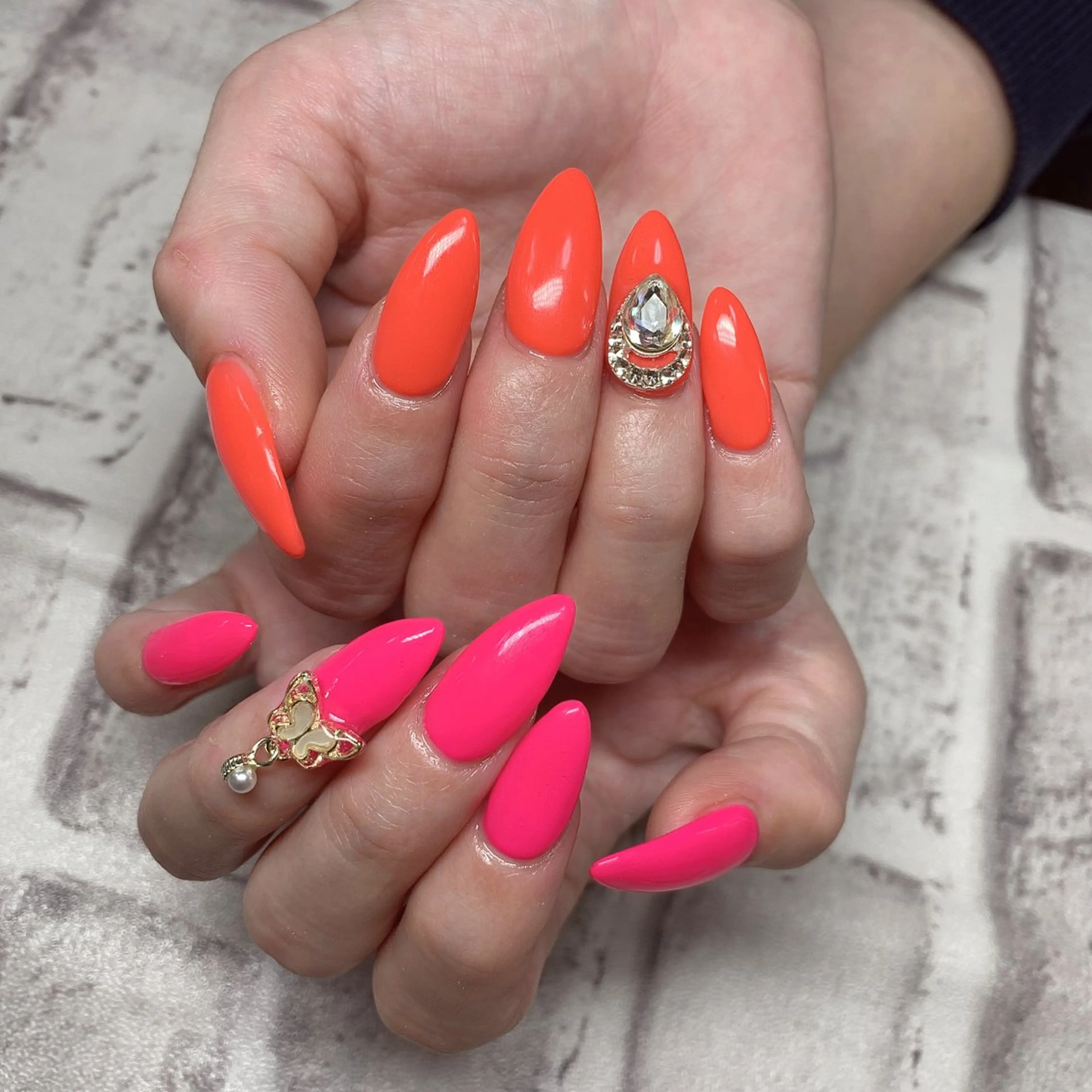 ネイル ハンドネイル 💅ネイルハウス🏡 🎀TOMO🎀のネイルデザイン