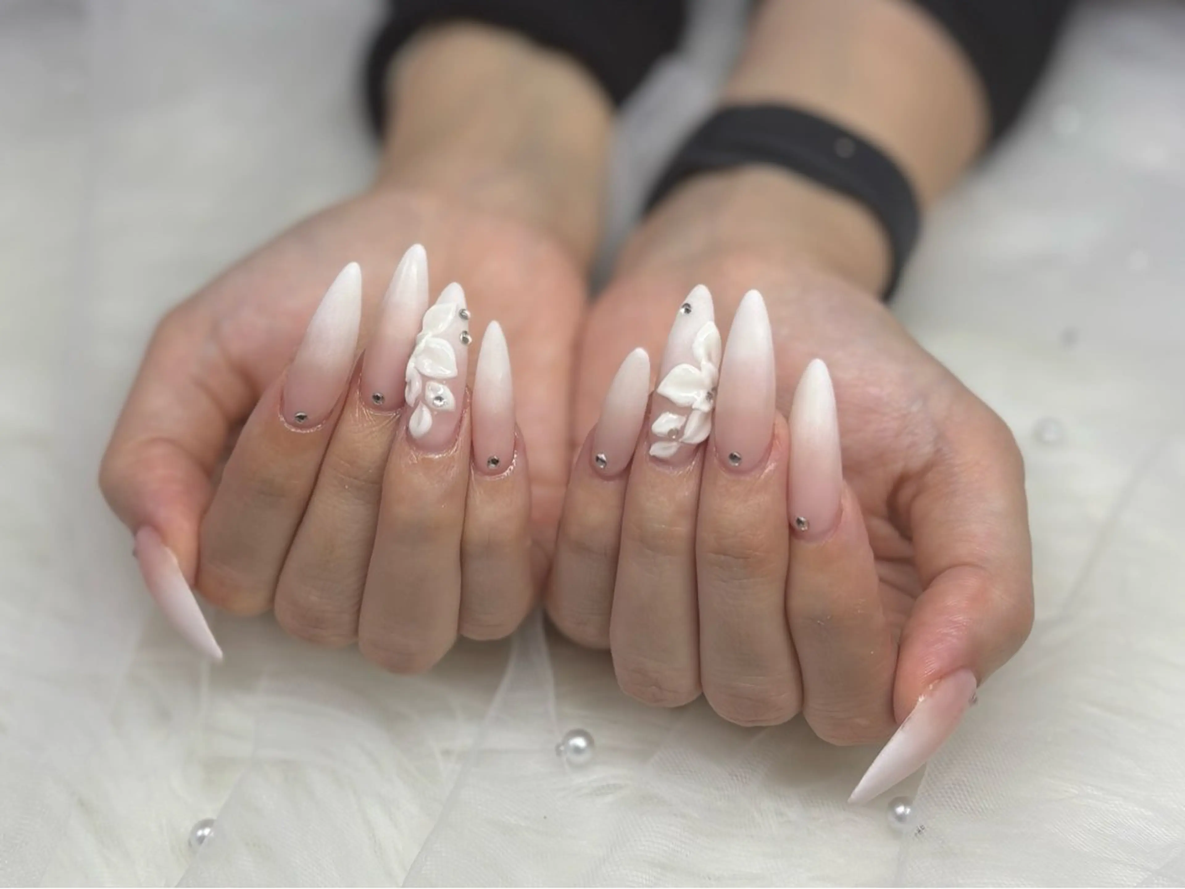 ネイル ANELA サクラのネイルデザイン