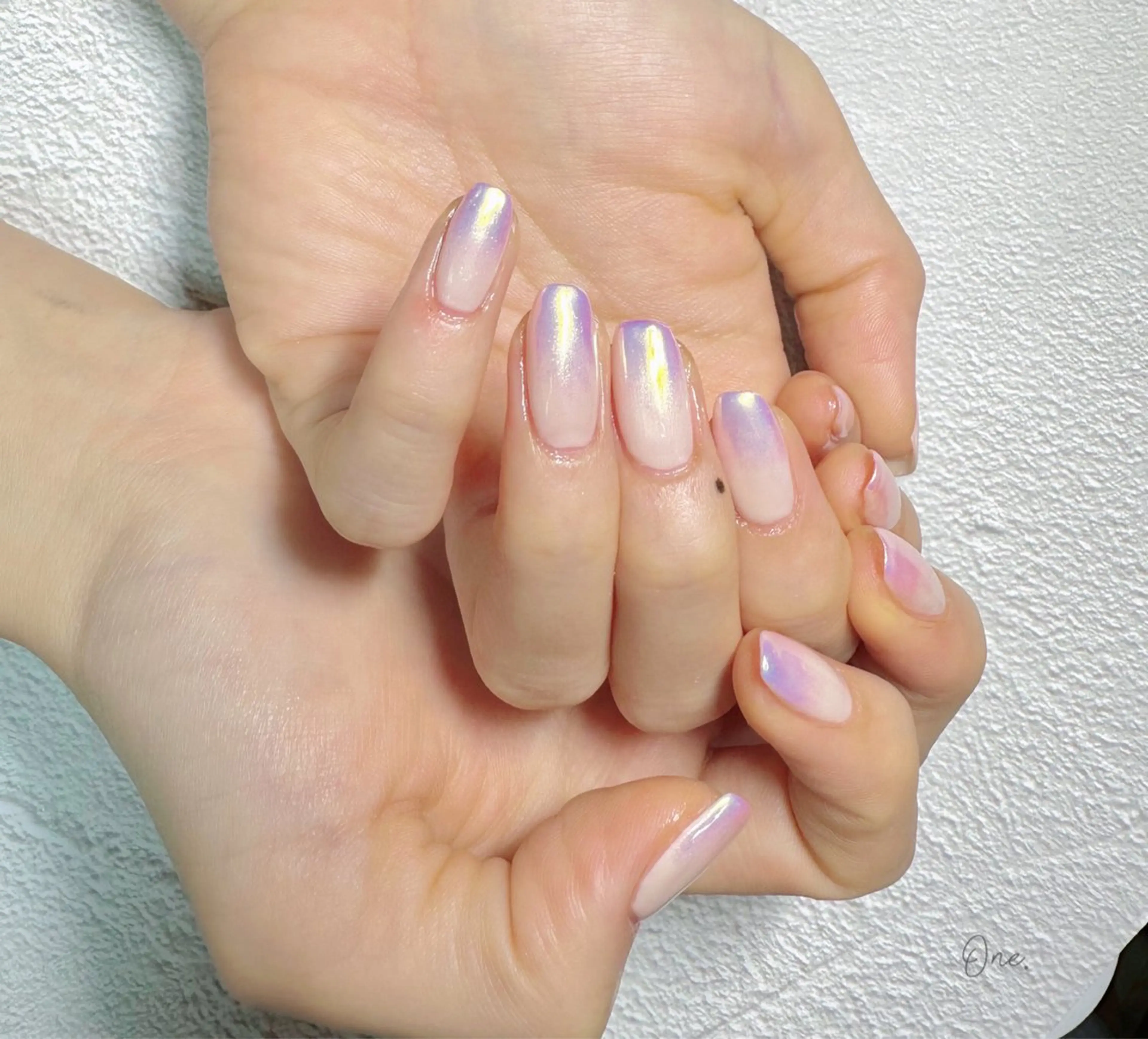 ネイル オーロラネイル ワンカラーネイル 田中 愛未のネイルデザイン