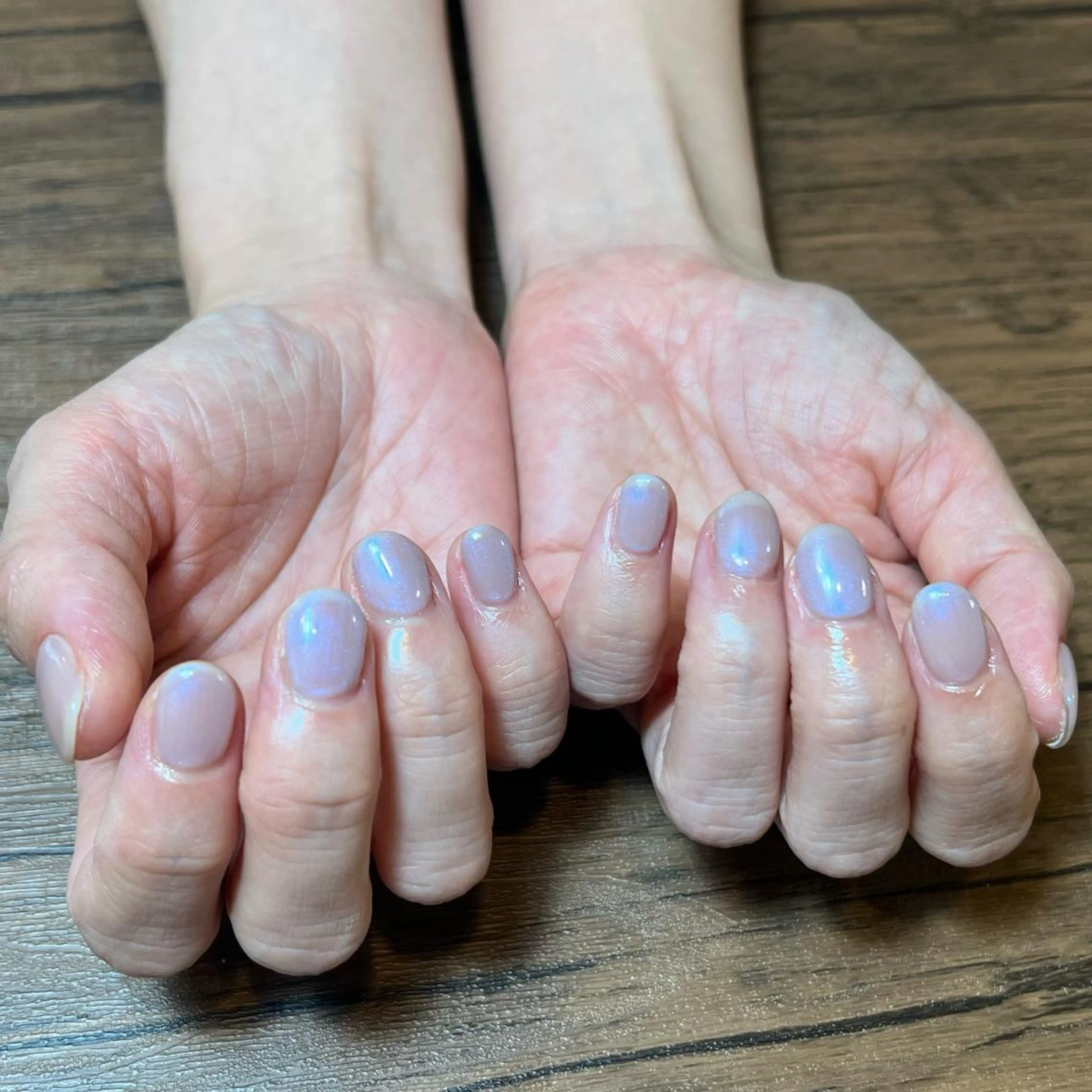 ネイル パープル ハンドネイル HENRIETTA NAILSALONのネイルデザイン