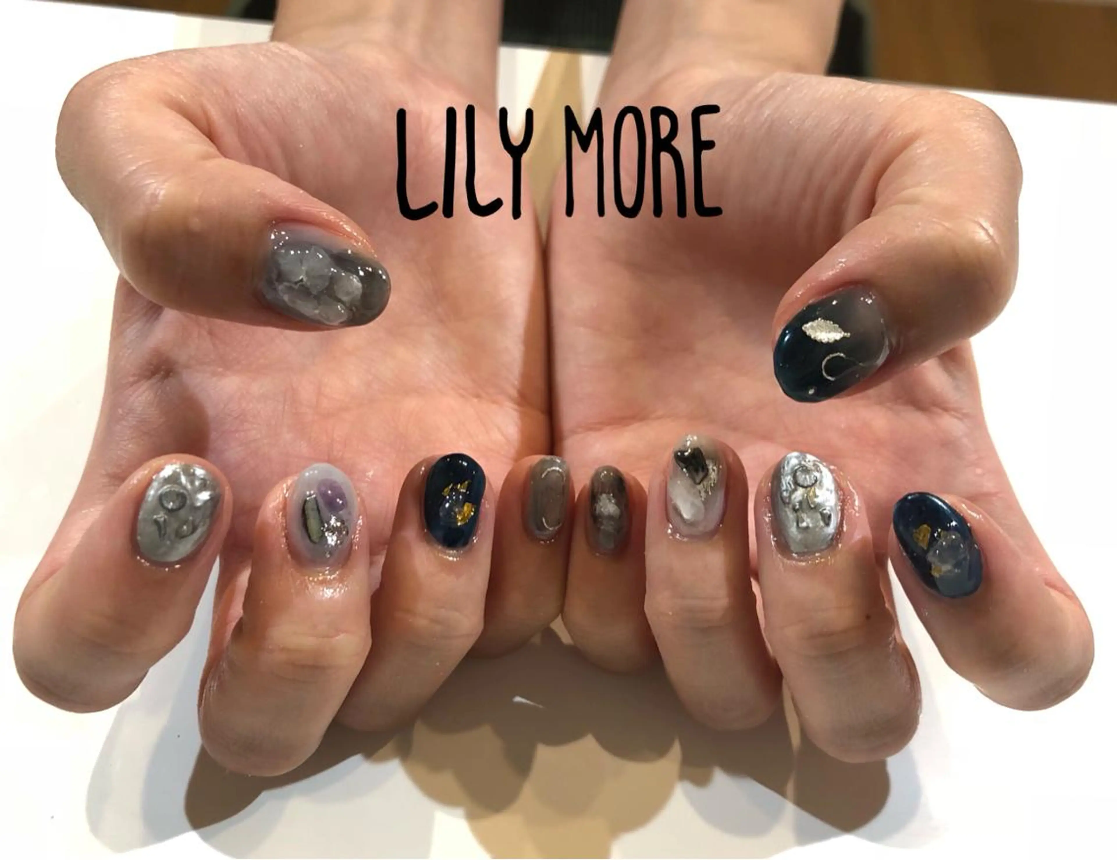 ネイル ニュアンスネイル Lily closetのネイルデザイン