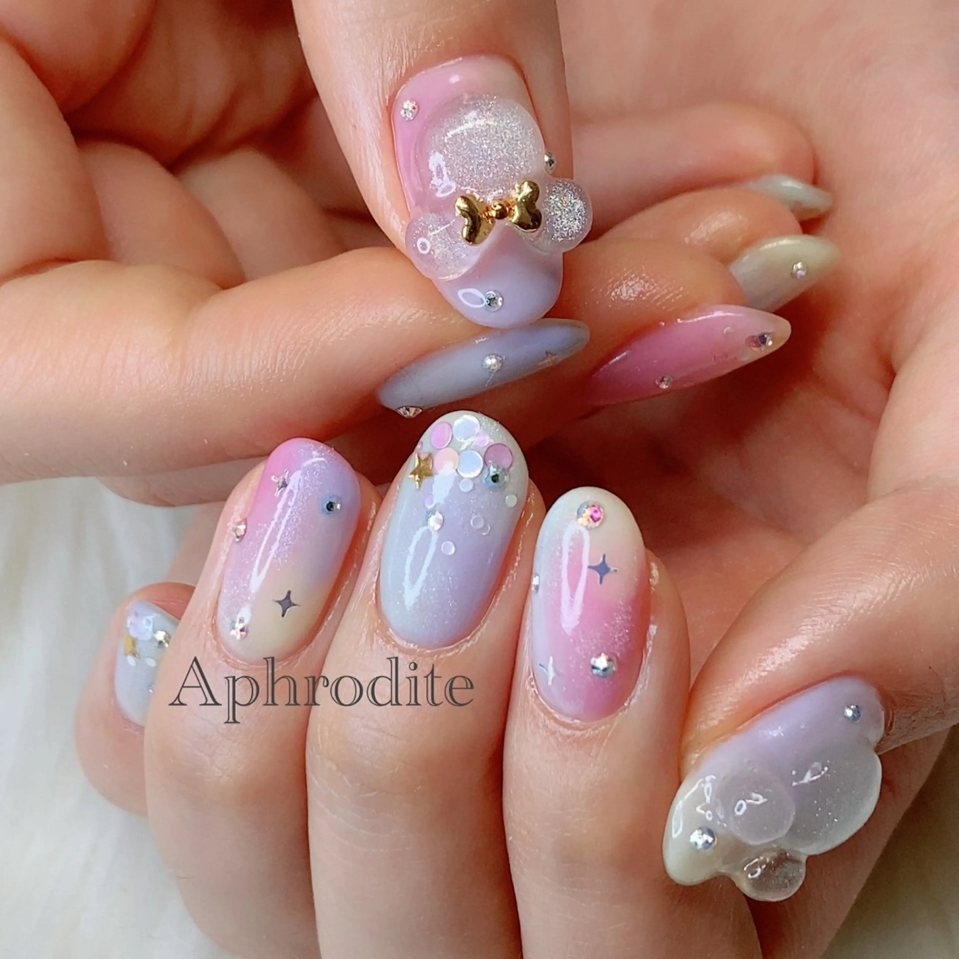 ネイル Aphrodite パラジェル認定サロンのネイルデザイン
