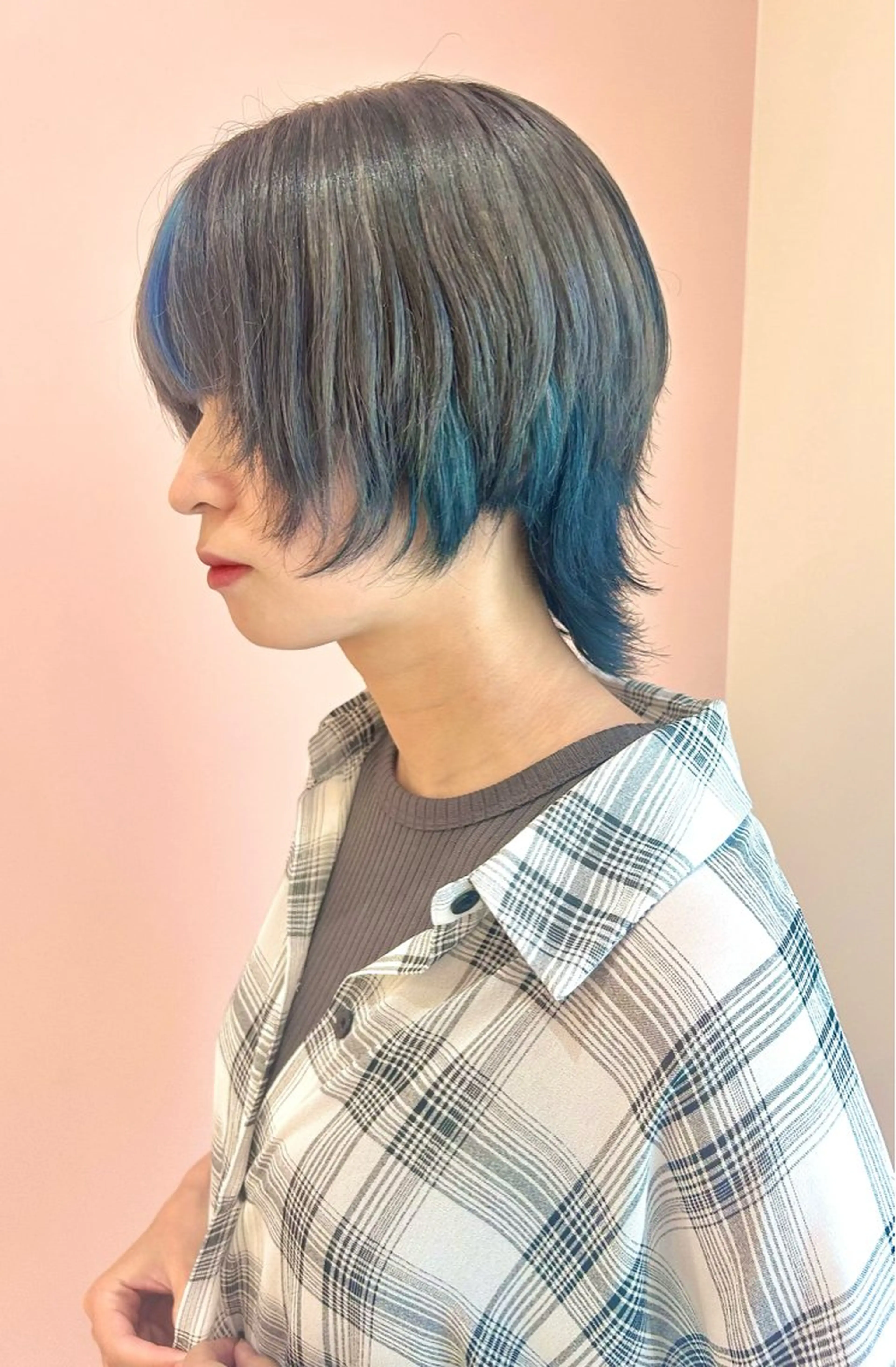 ショート カラー Via  京都烏丸所属・ブロンド/ハイトーン /レイヤー/りなのヘアスタイル