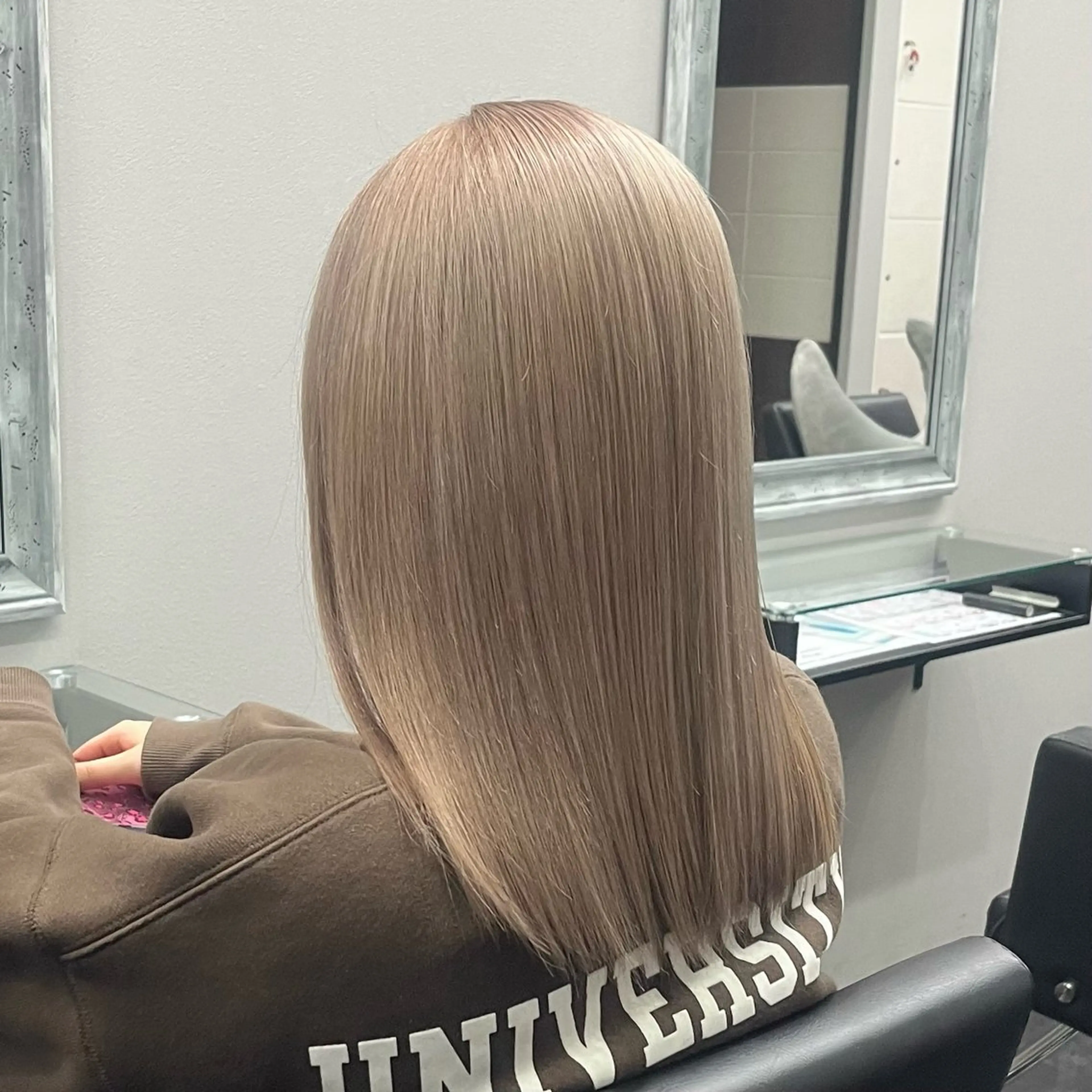 ミディアム BALE所属・祥華(さちか)／透 明感カラー／髪質改善のヘアスタイル