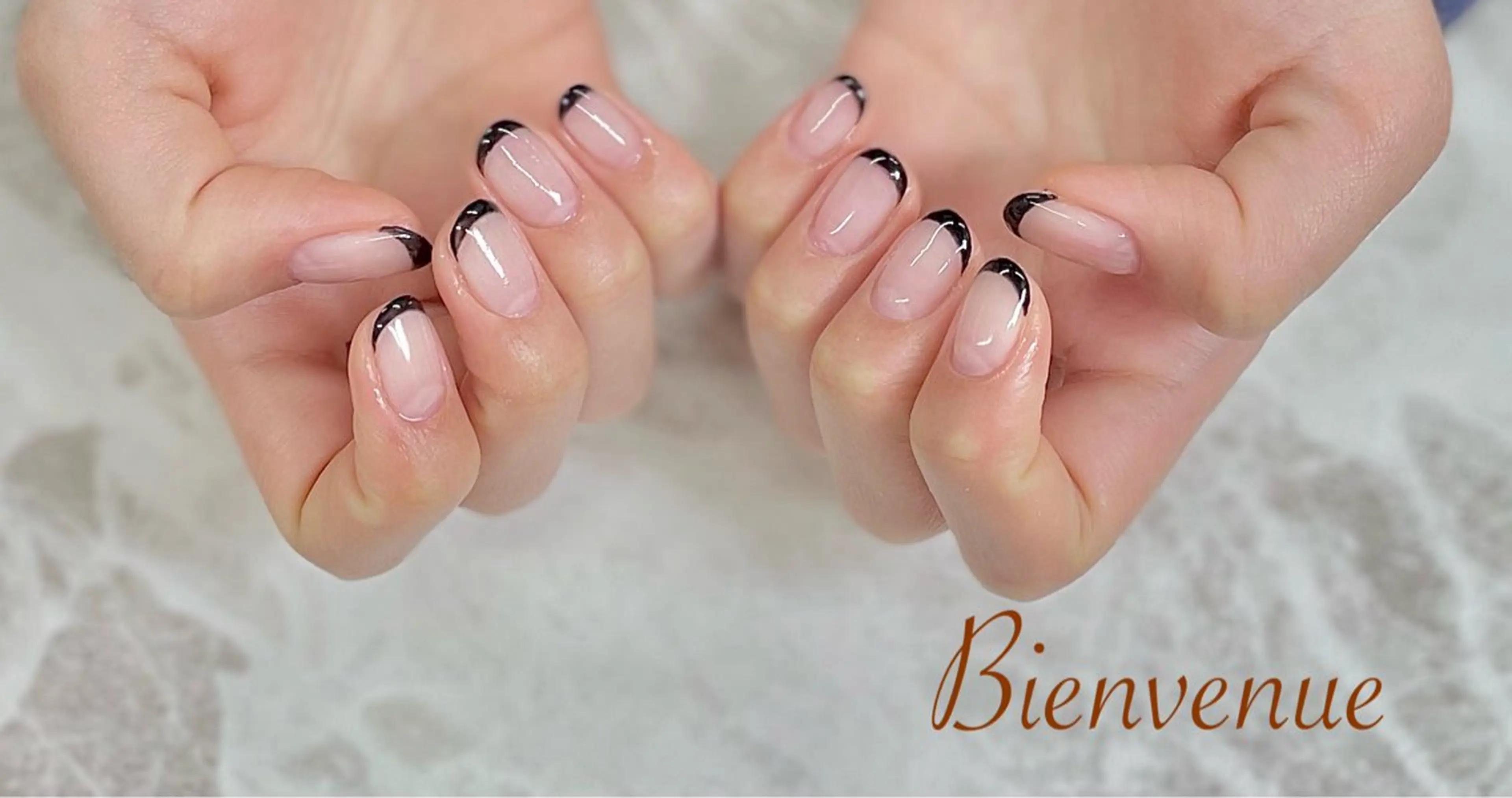 フレンチネイルの写真