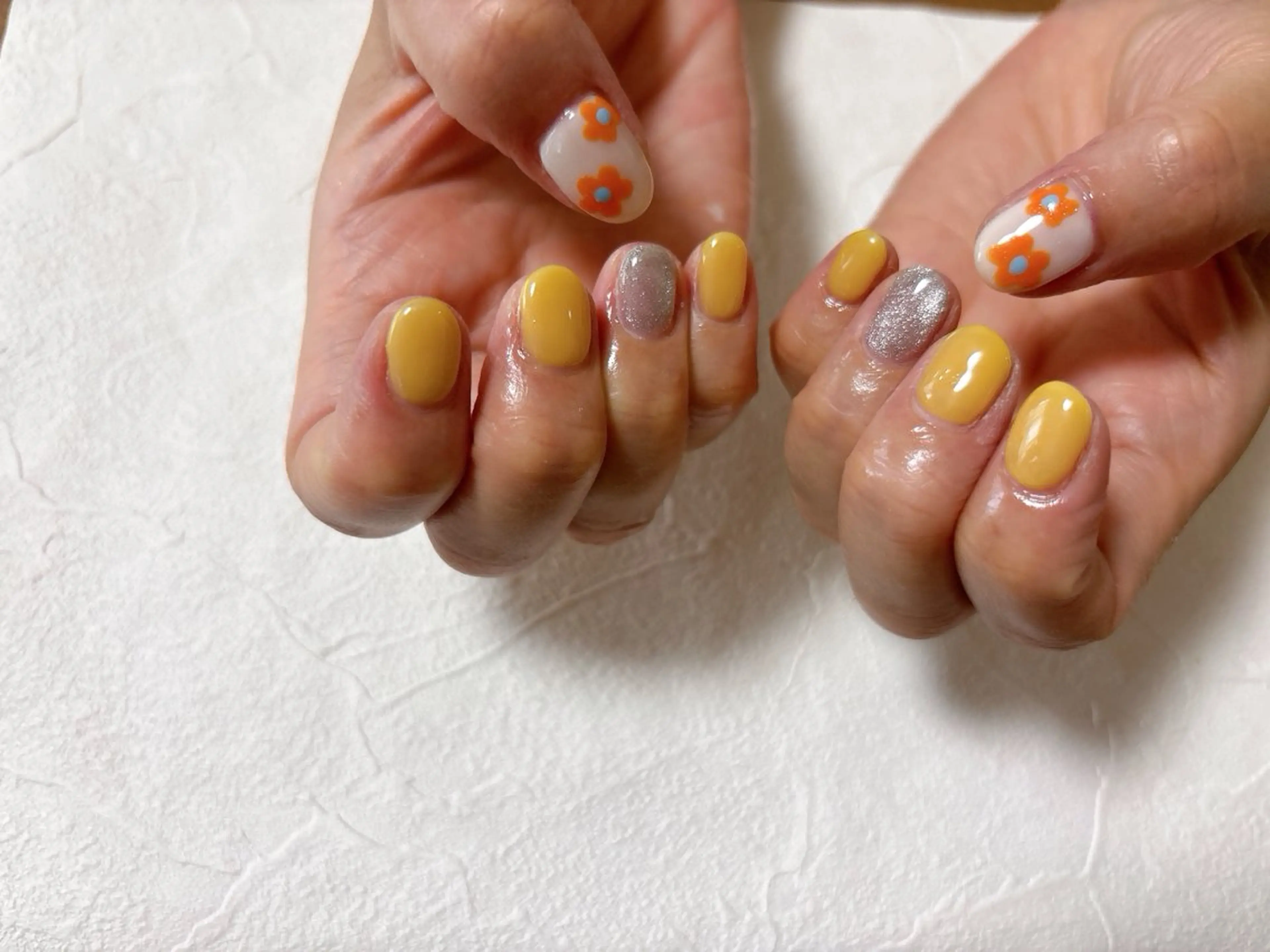 ネイル オーロラネイル フットネイル フレンチネイル ジェルネイル マグネットネイル kiki nail &brow二子玉川の眉毛・アイブロウイメージ