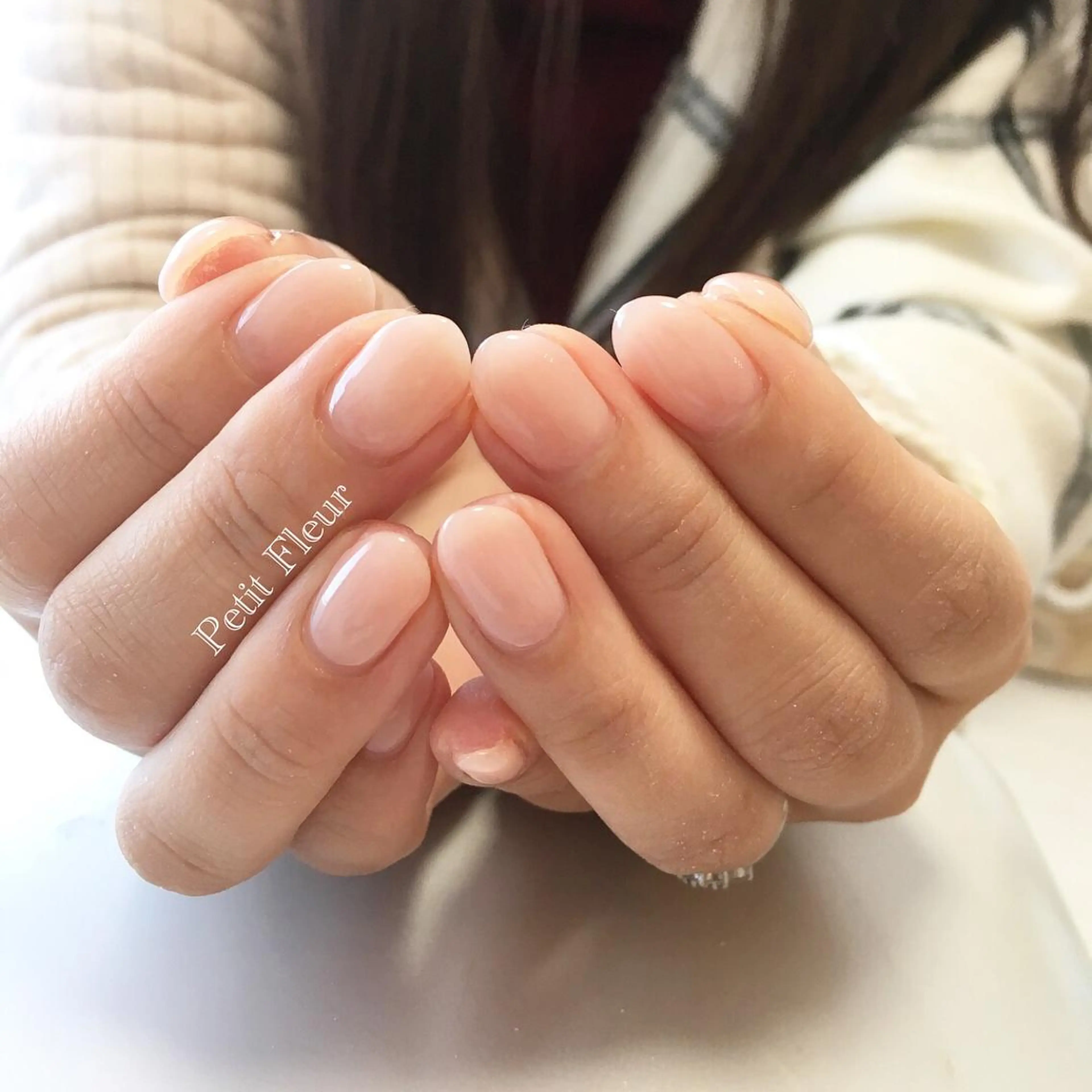 ネイル グラデーション Petit Fleur所属・青柳 亜梨奈のマツエク・マツパデザイン