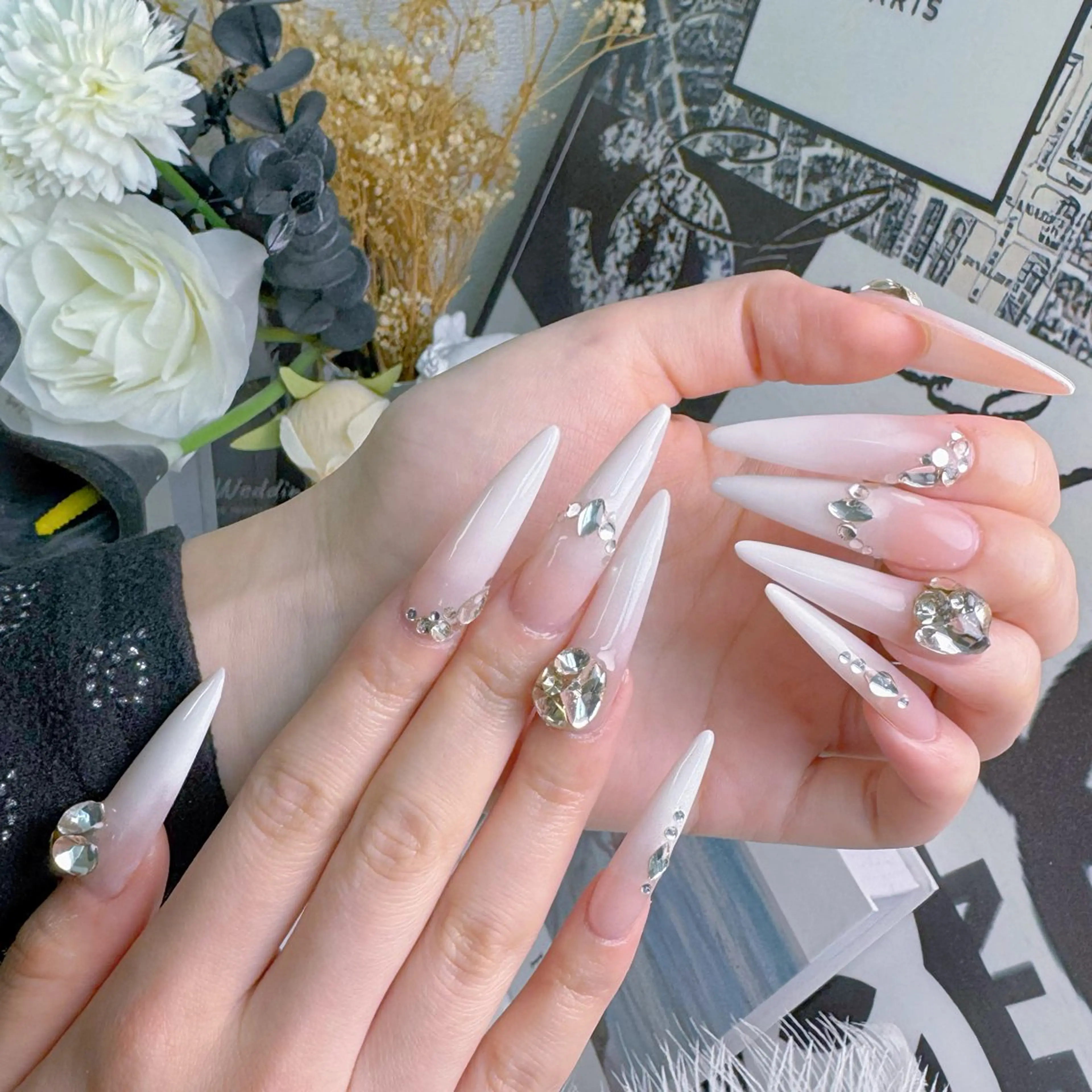 ネイル ハート 韓国ネイル バレンタイン ワンホンネイル 冬ネイル ハンドネイル Melody Nail所属・Melody 3D/スカルプ専門店のネイルデザイン