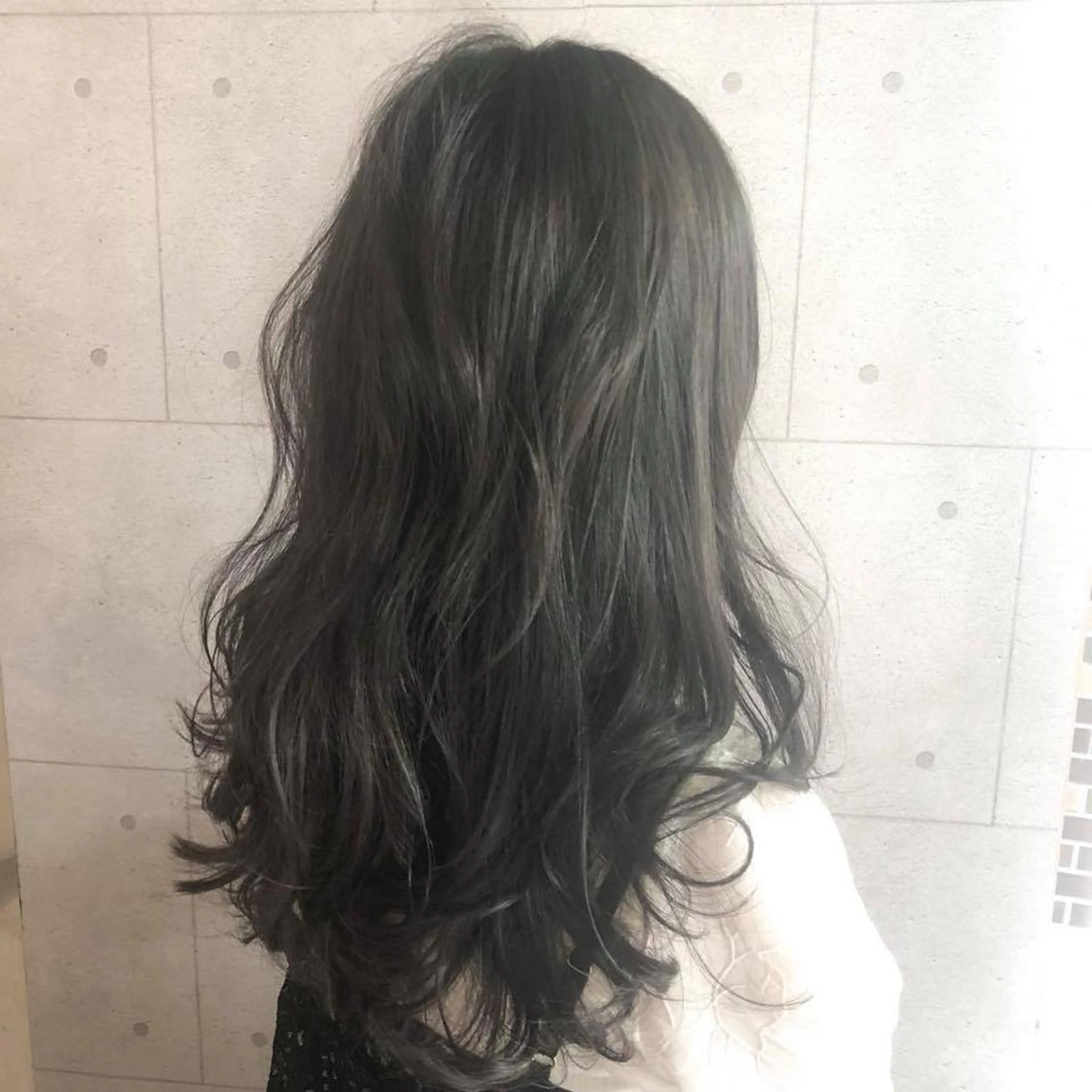 セミロング FERIAあべの KARINのヘアスタイル