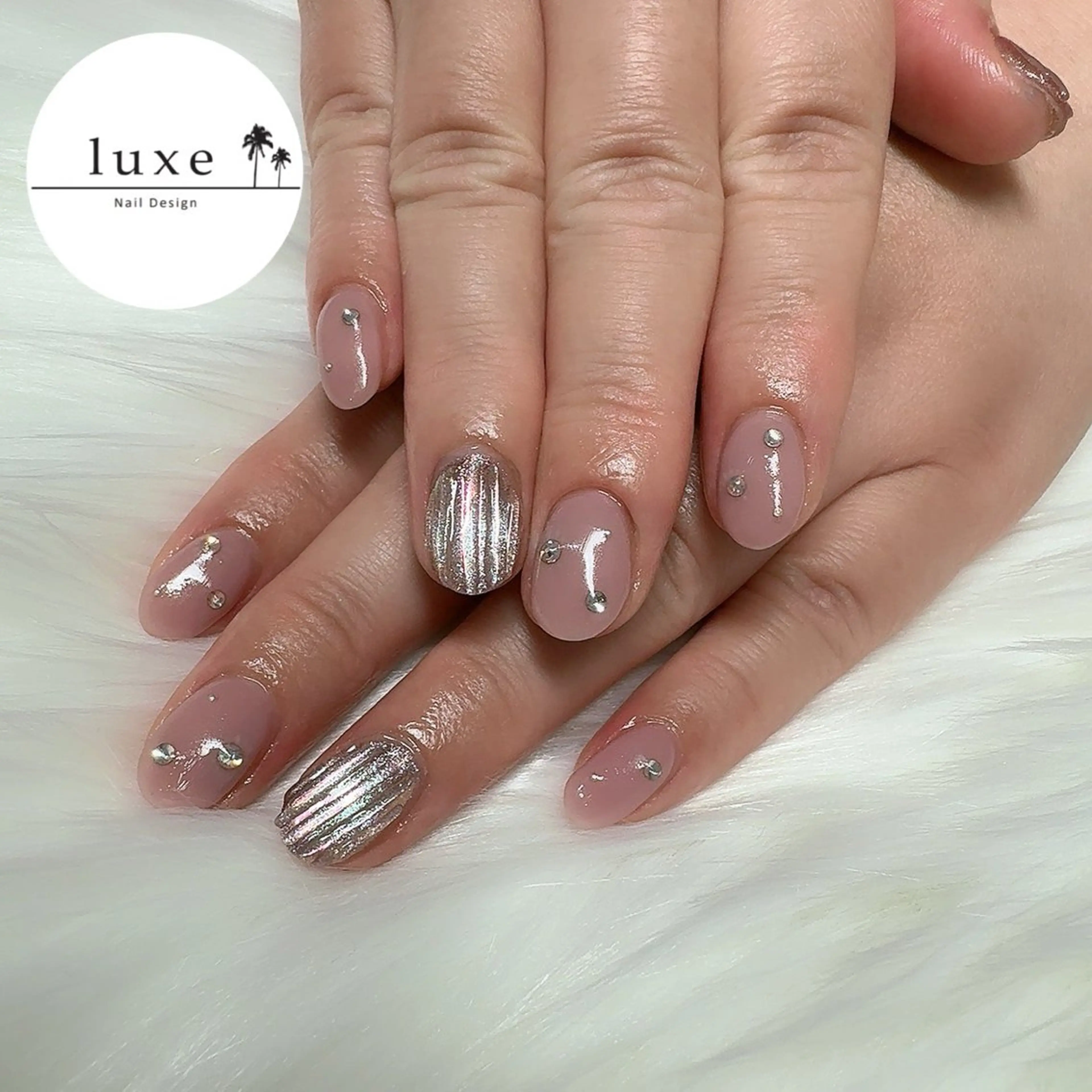 ネイル luxe NailDesignのネイルデザイン