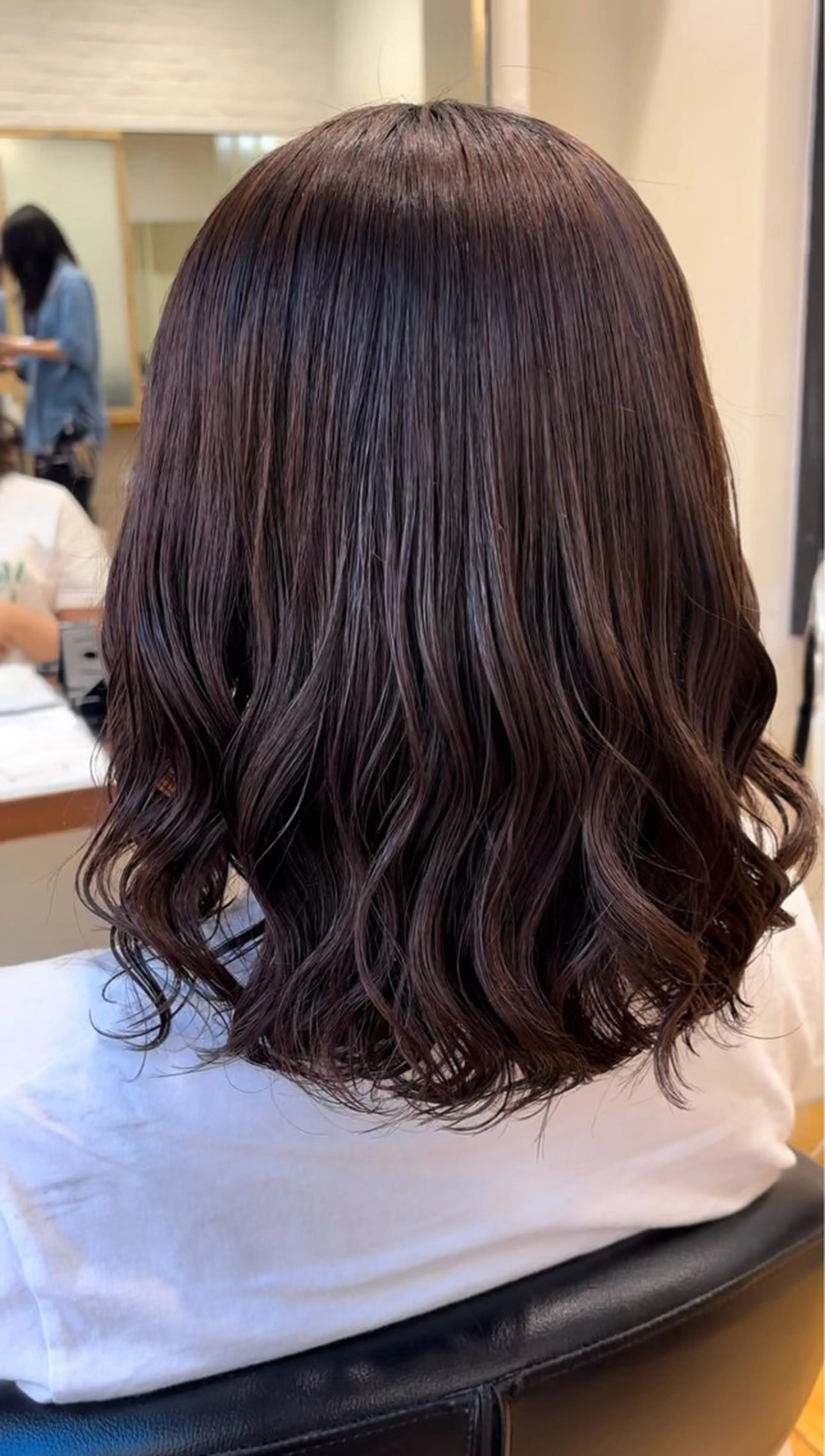 ミディアム パーマ ミディアムパーマ カット パーマ コテ巻き風パーマ✨ かつみのヘアスタイル