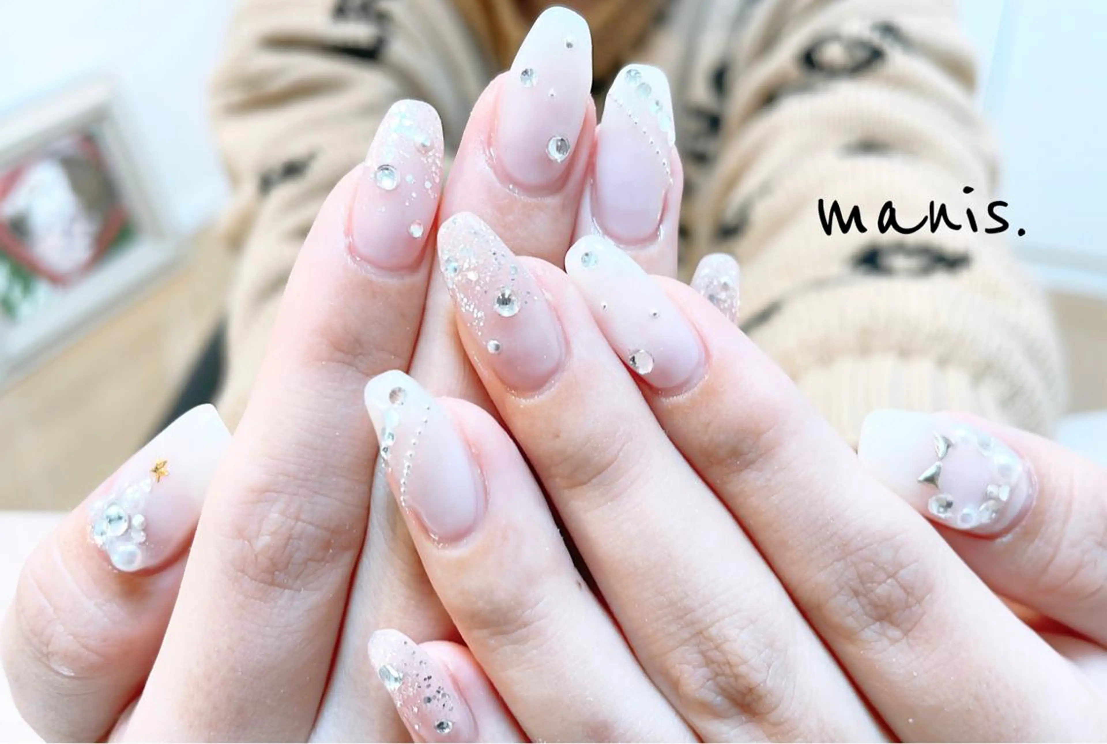 ネイル manis .のネイルデザイン
