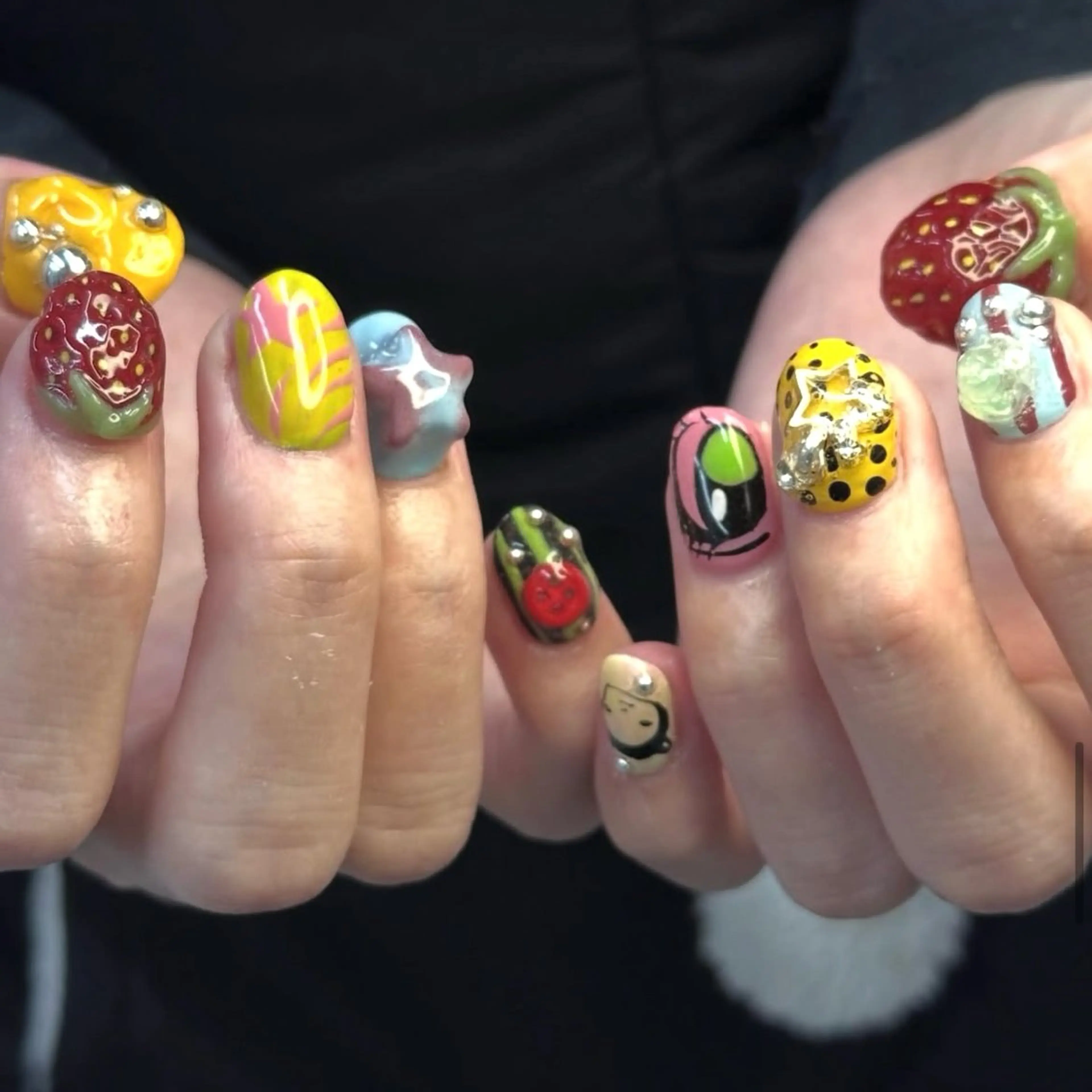 ネイル ハンドネイル フットネイル ゆびノさき +ikebukuroのネイルデザイン