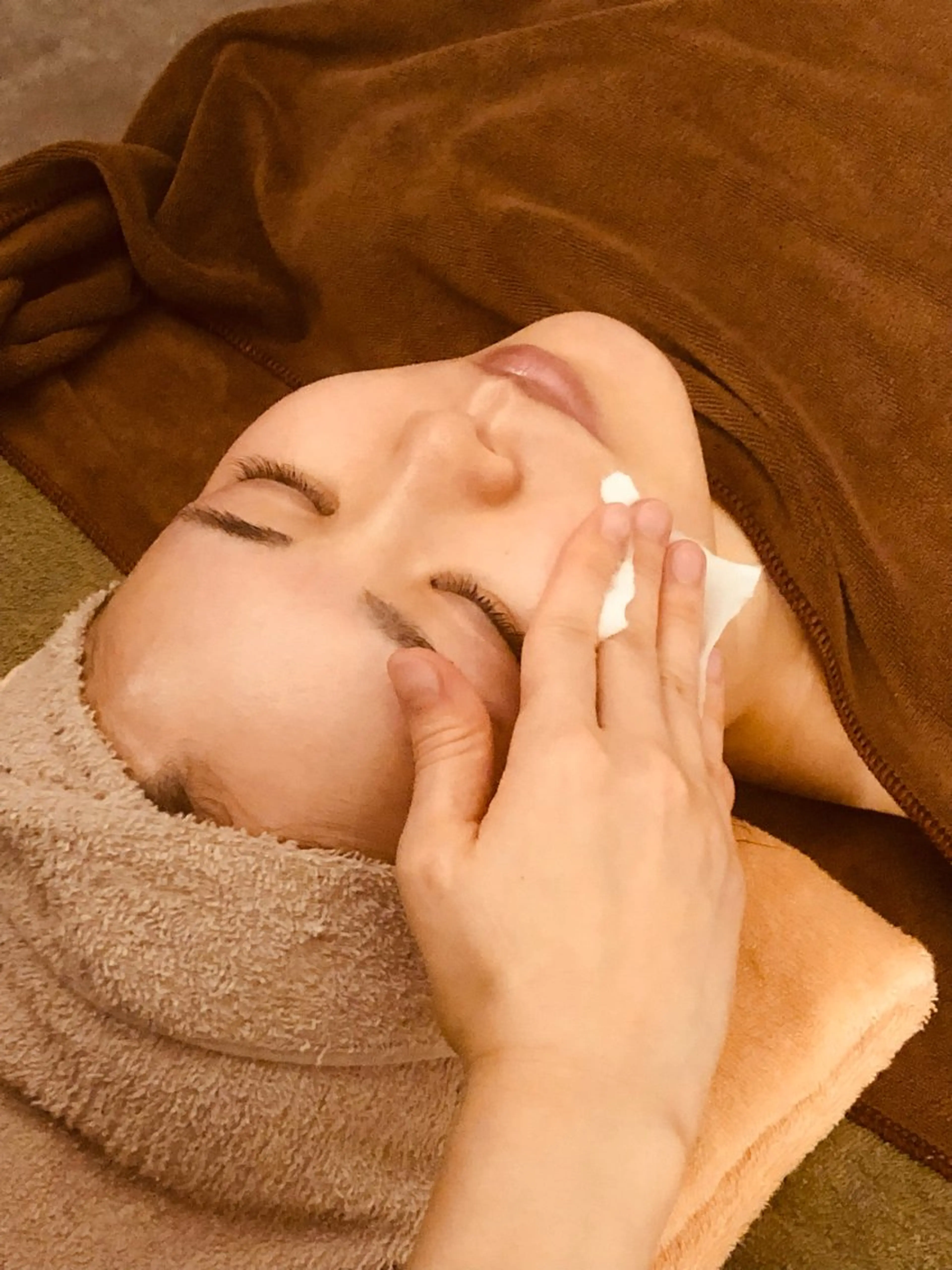 オーガニックアロマで小顔リンパ＋ヘッドスパの写真