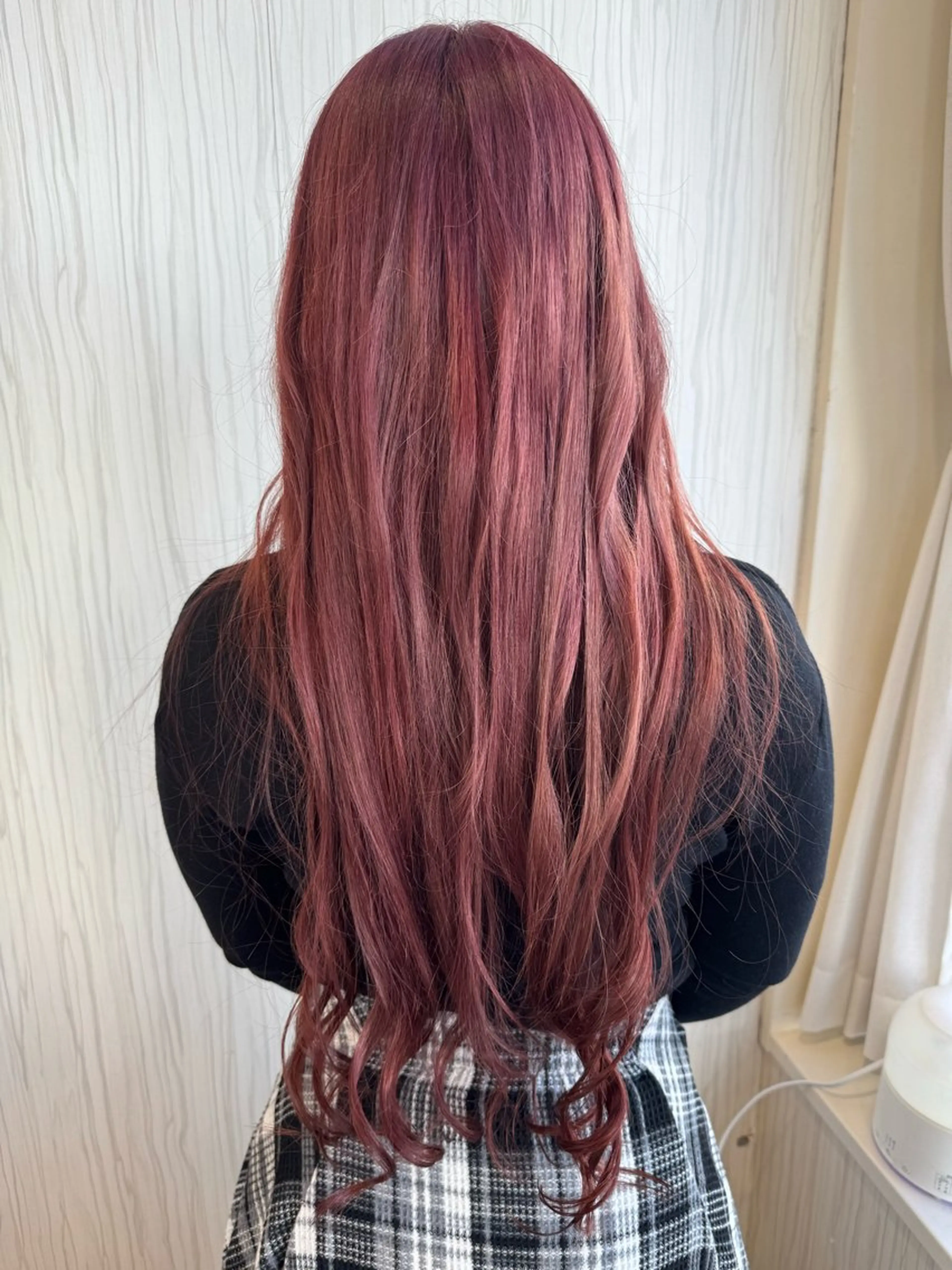 ロング ヘアカラー 松尾 怜奈のヘアスタイル