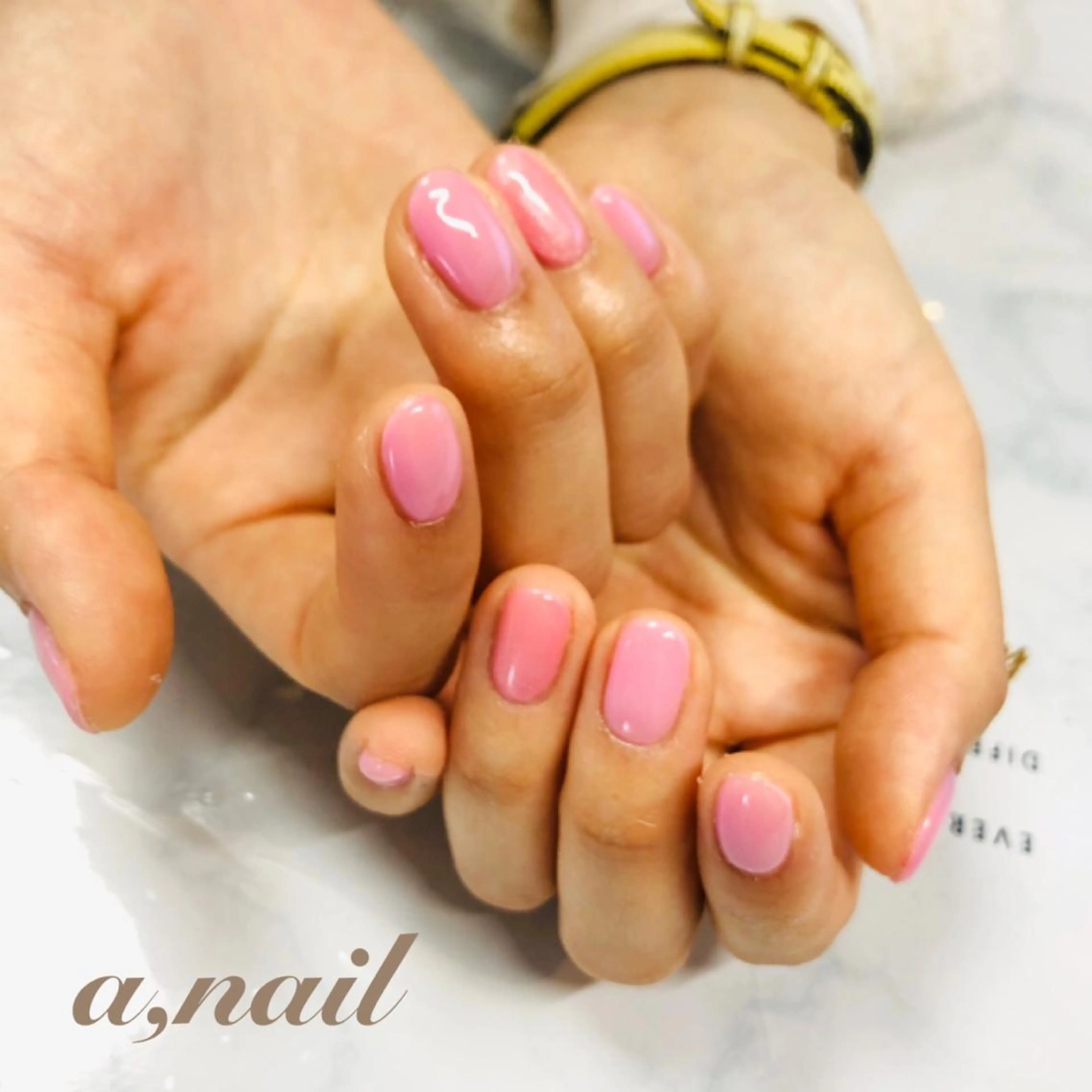 ネイル フットネイル ジェルネイル グラデーション ワンカラーネイル シンプルネイル ハンドネイル ネイルサロン エーネイルのネイルデザイン