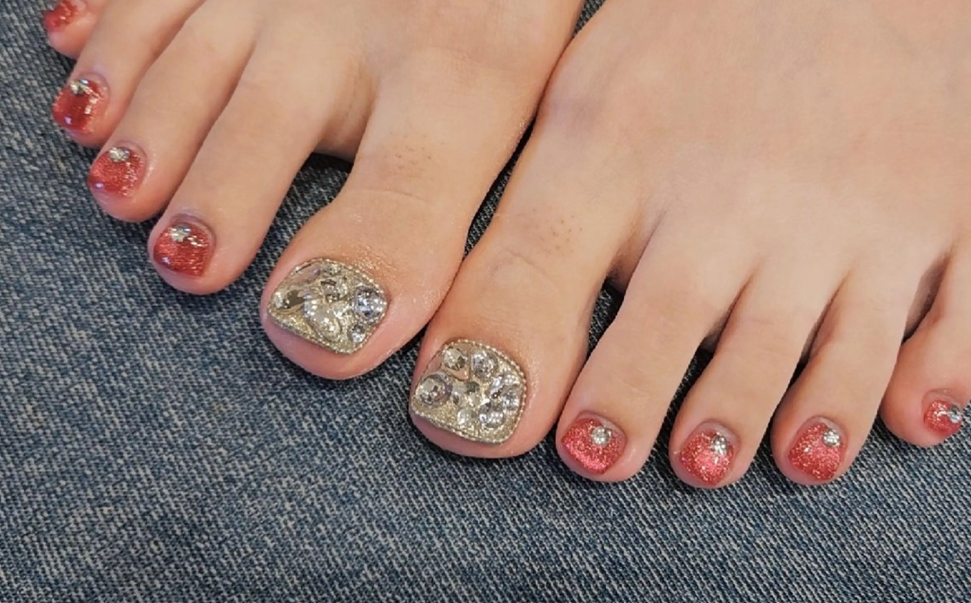 ネイル フットネイル 関口 友菜のヘアスタイル