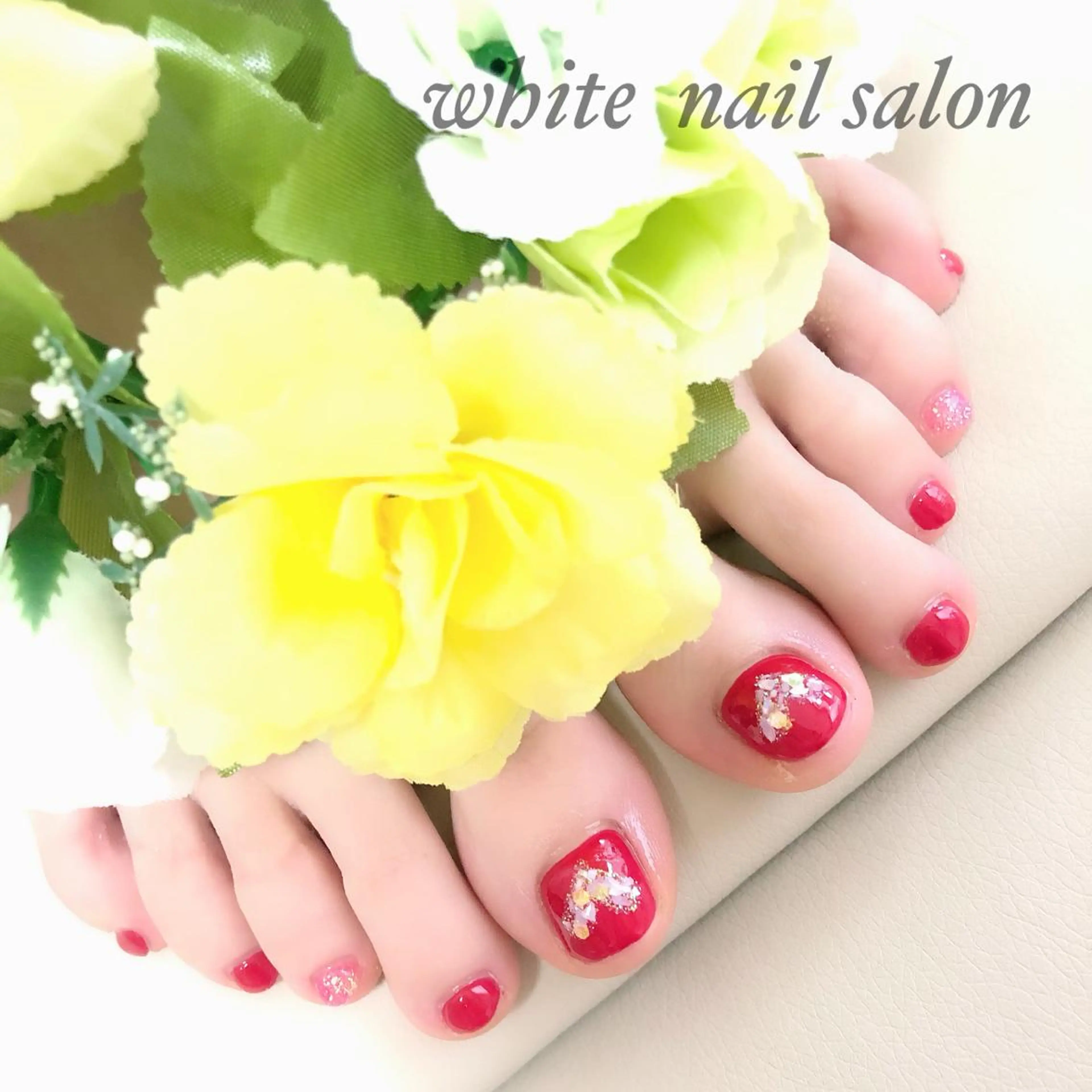 ネイル フットネイル ジェルネイル ハート 持ち込み オフィスネイル ハンドネイル white nail salonのネイルデザイン