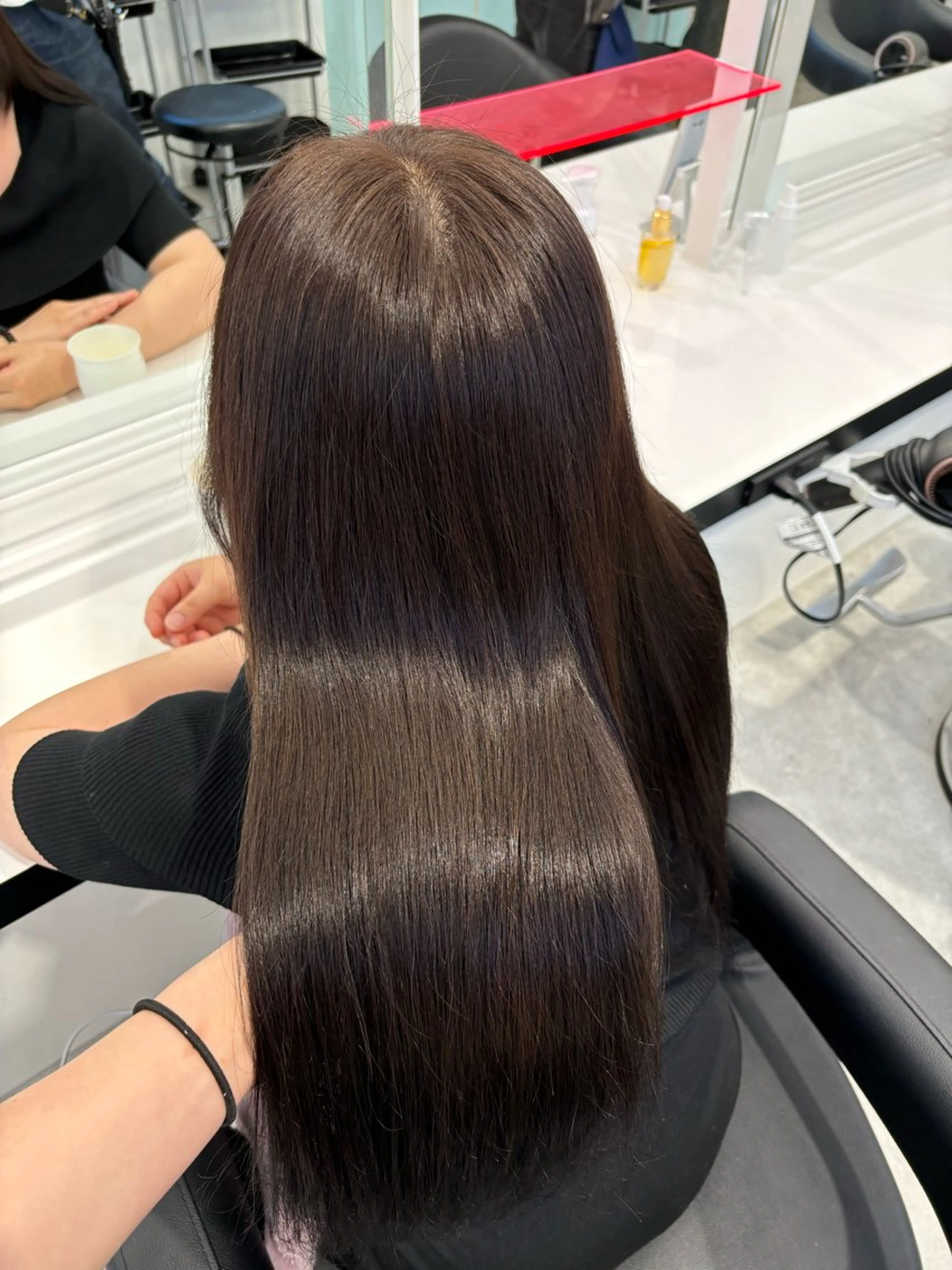 ロング カラー エフェクトブリーチ／ レイヤーカット／翔のヘアスタイル