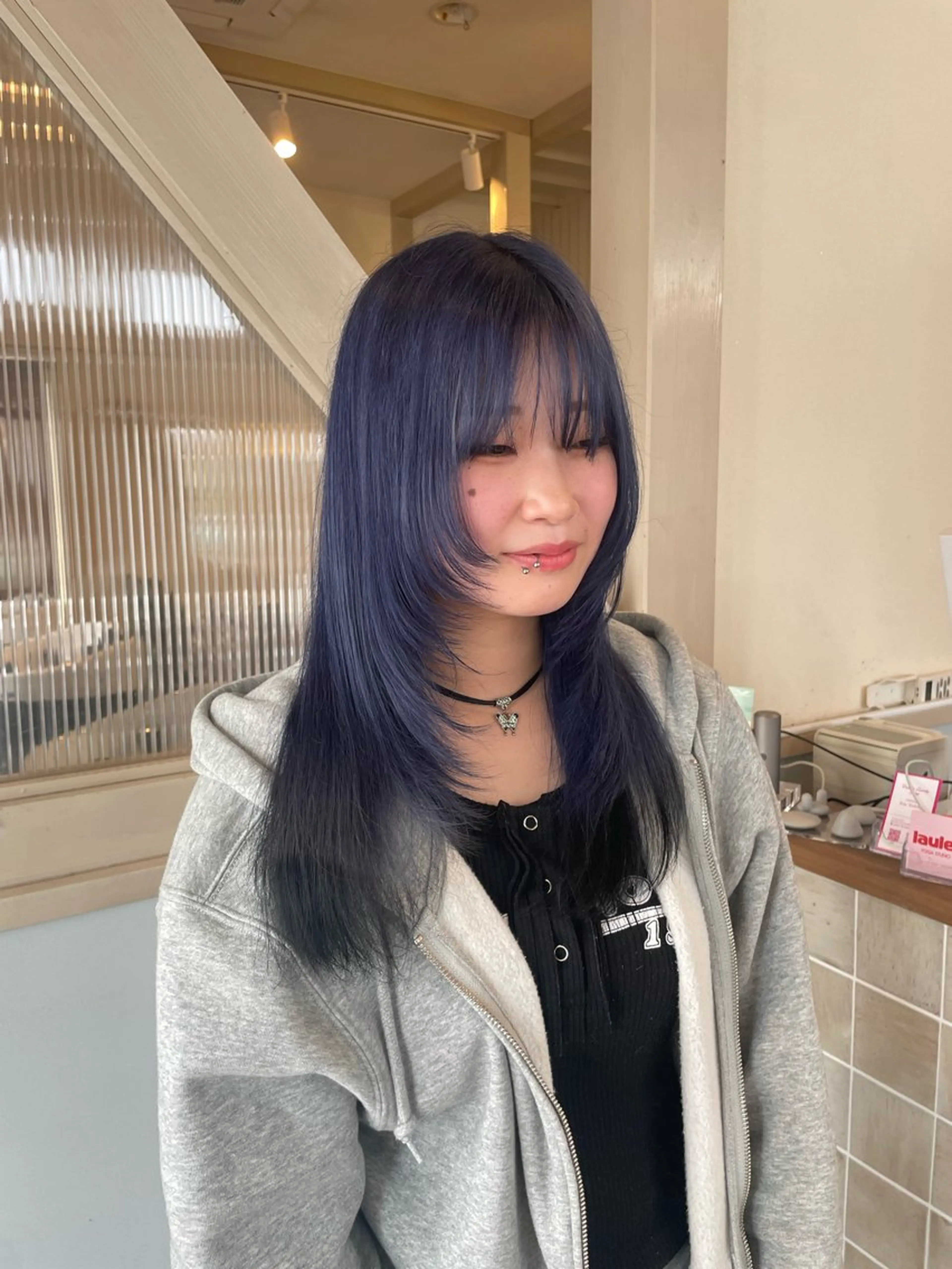 ロング カラー ブルーカラー moe🥣ﾚﾃﾞｨｰ ｽ特化/透明感ｶﾗｰのヘアスタイル