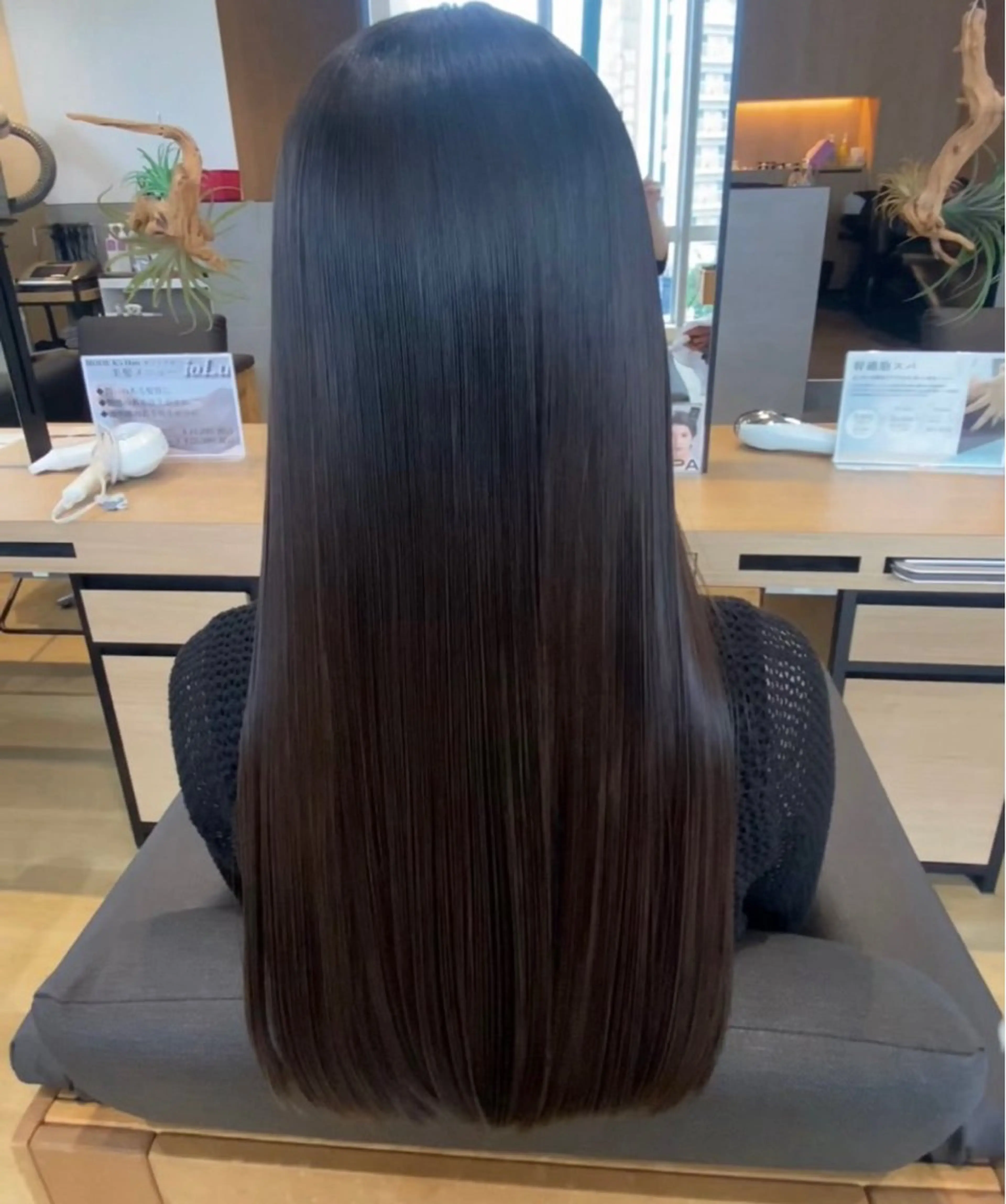 ロング 縮毛矯正/髪質改善 💐羽村勇樹のヘアスタイル