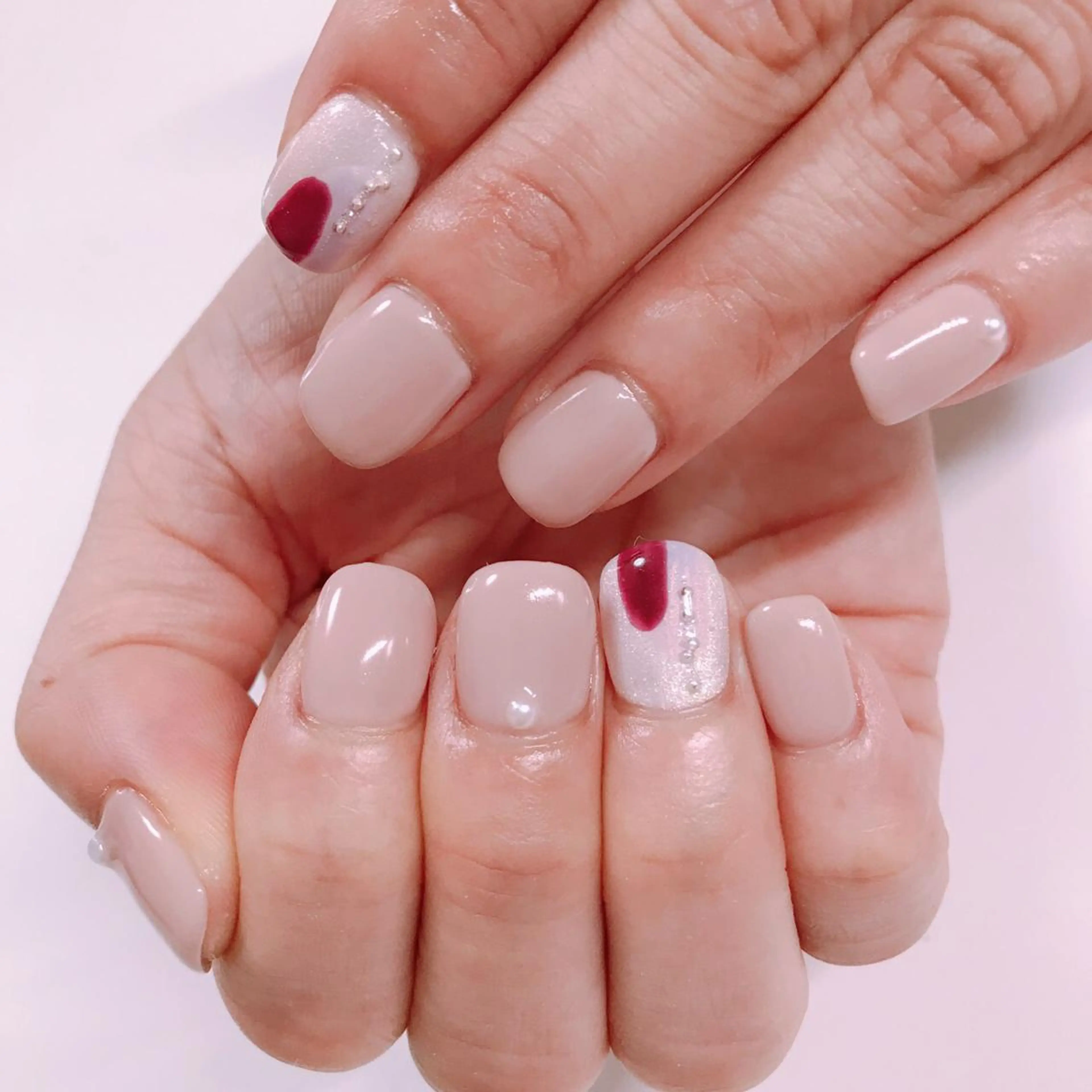 ネイル アートネイル 長さ出し フットネイル グリーン ニュアンスネイル Lily Roseスタッフ一同のマツエク・マツパデザイン