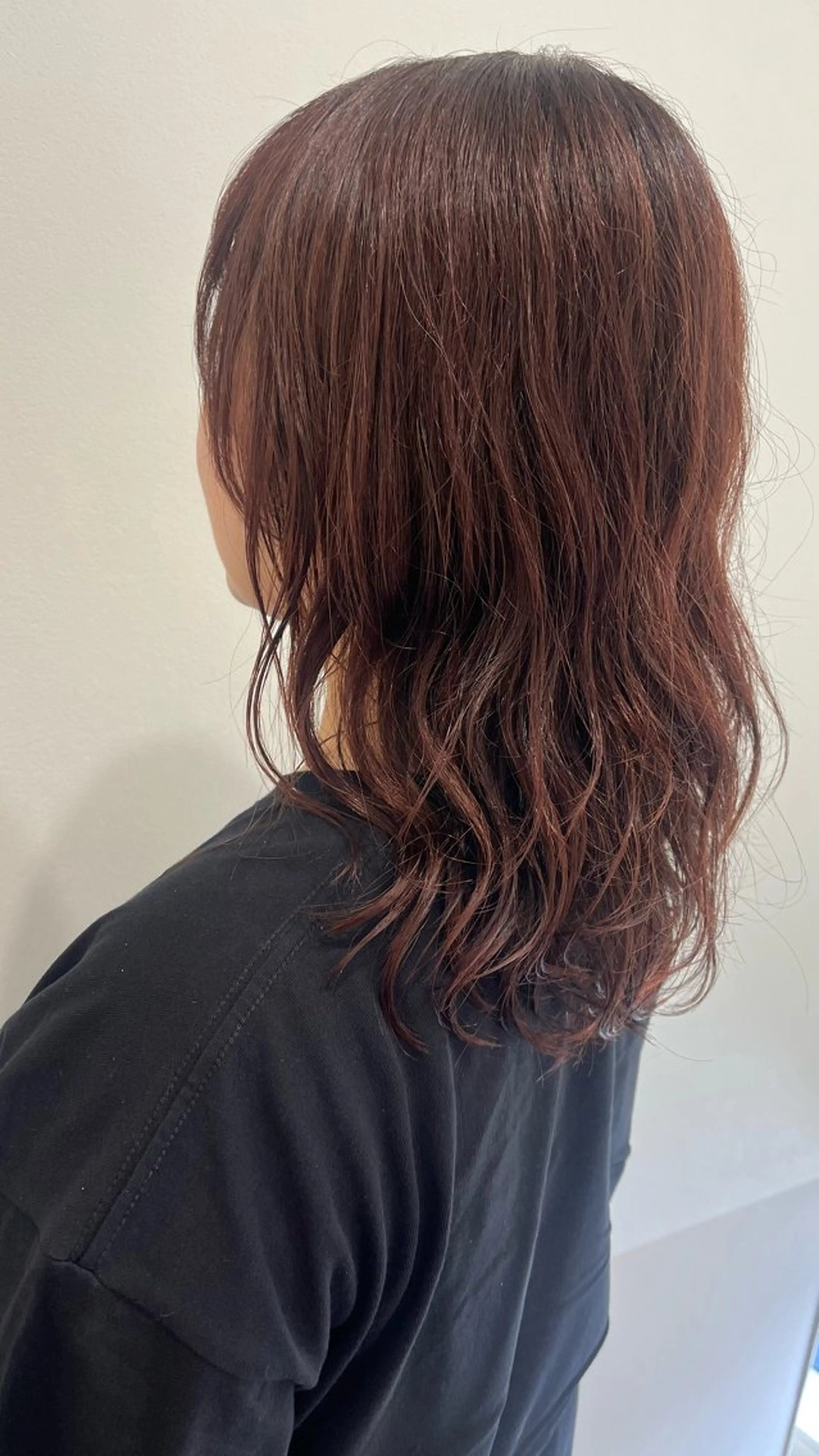 セミロング カラー パーマ ピンクカラー tocca🪴 ARISA🕊️のヘアスタイル