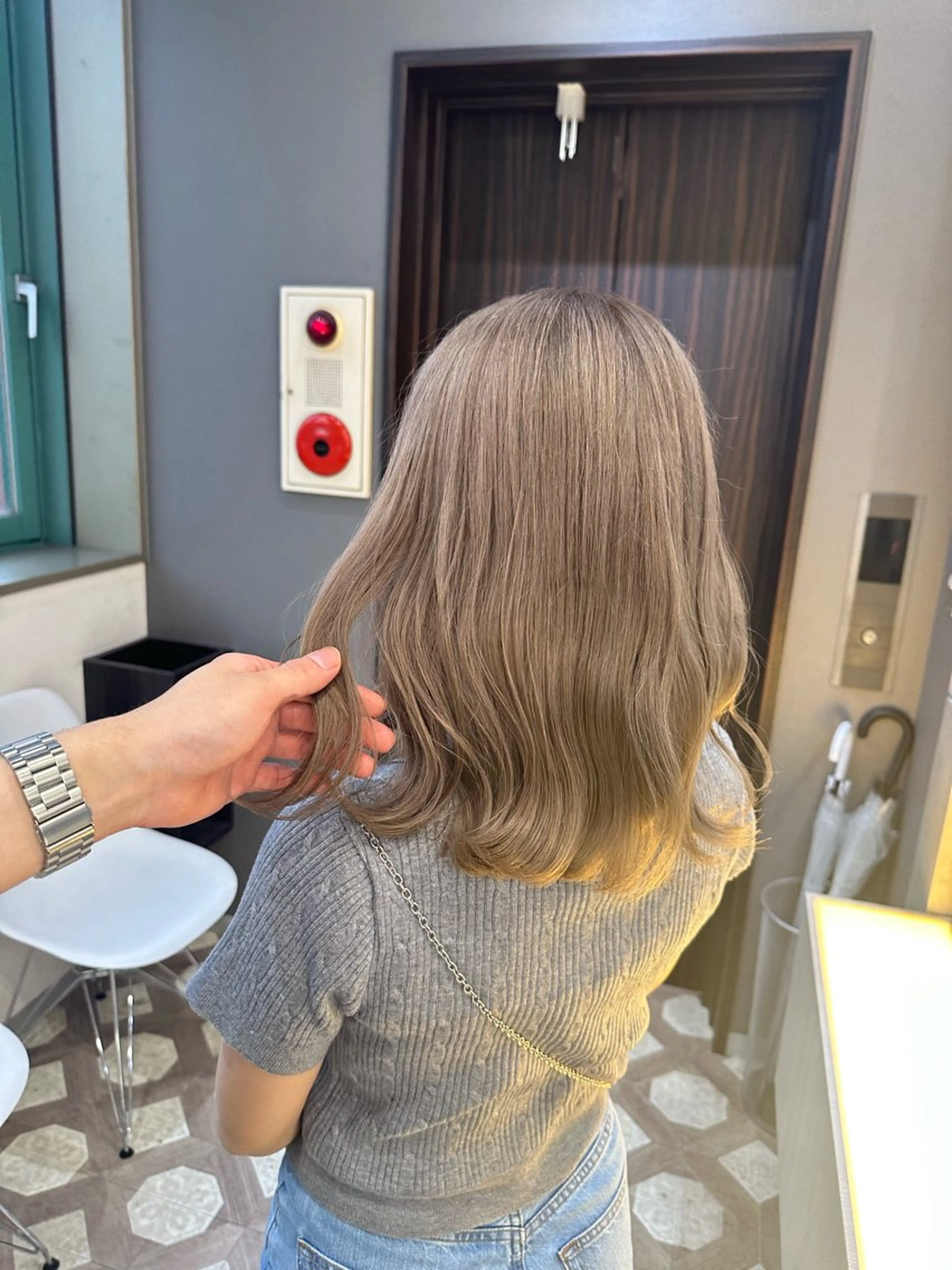 ミディアム カラー JILL/鶴岡 和幸/天神のヘアスタイル