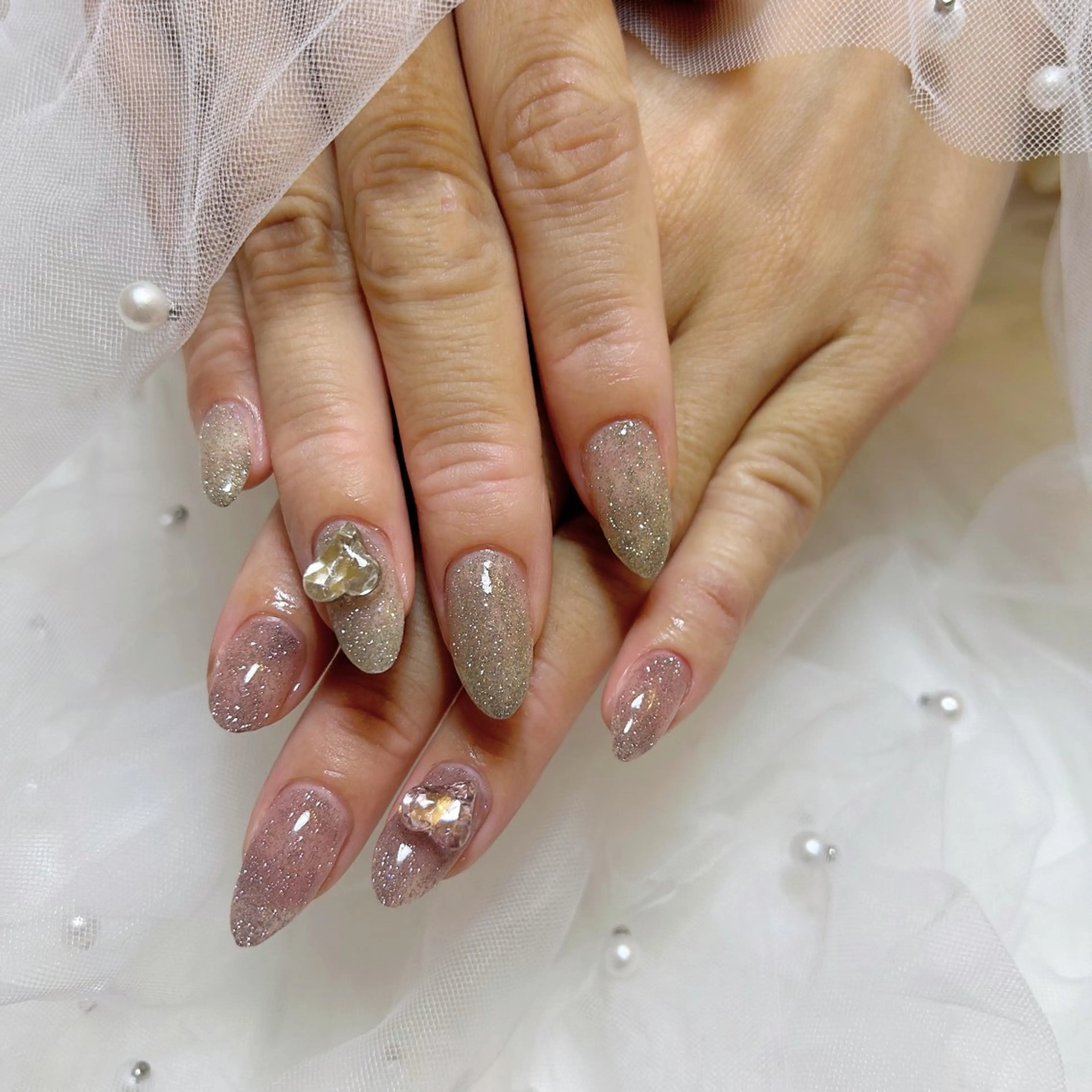 ネイル フラッシュネイル ハンドネイル EmaNail天満橋店所属・EmaNail Risaのネイルデザイン