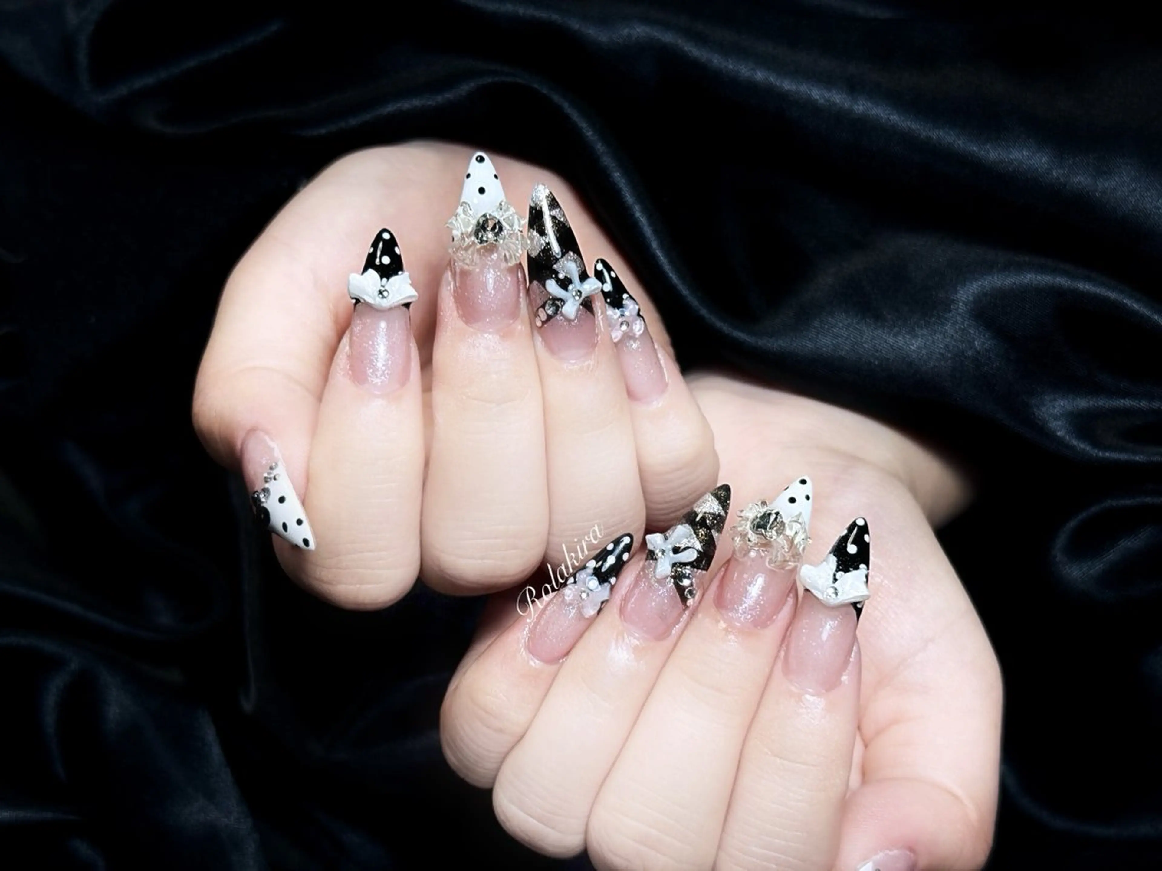 ネイル チークネイル 長さ出し フレンチネイル ジェルネイル 韓国ネイル ハンドネイル Rola kira 麗のネイルデザイン