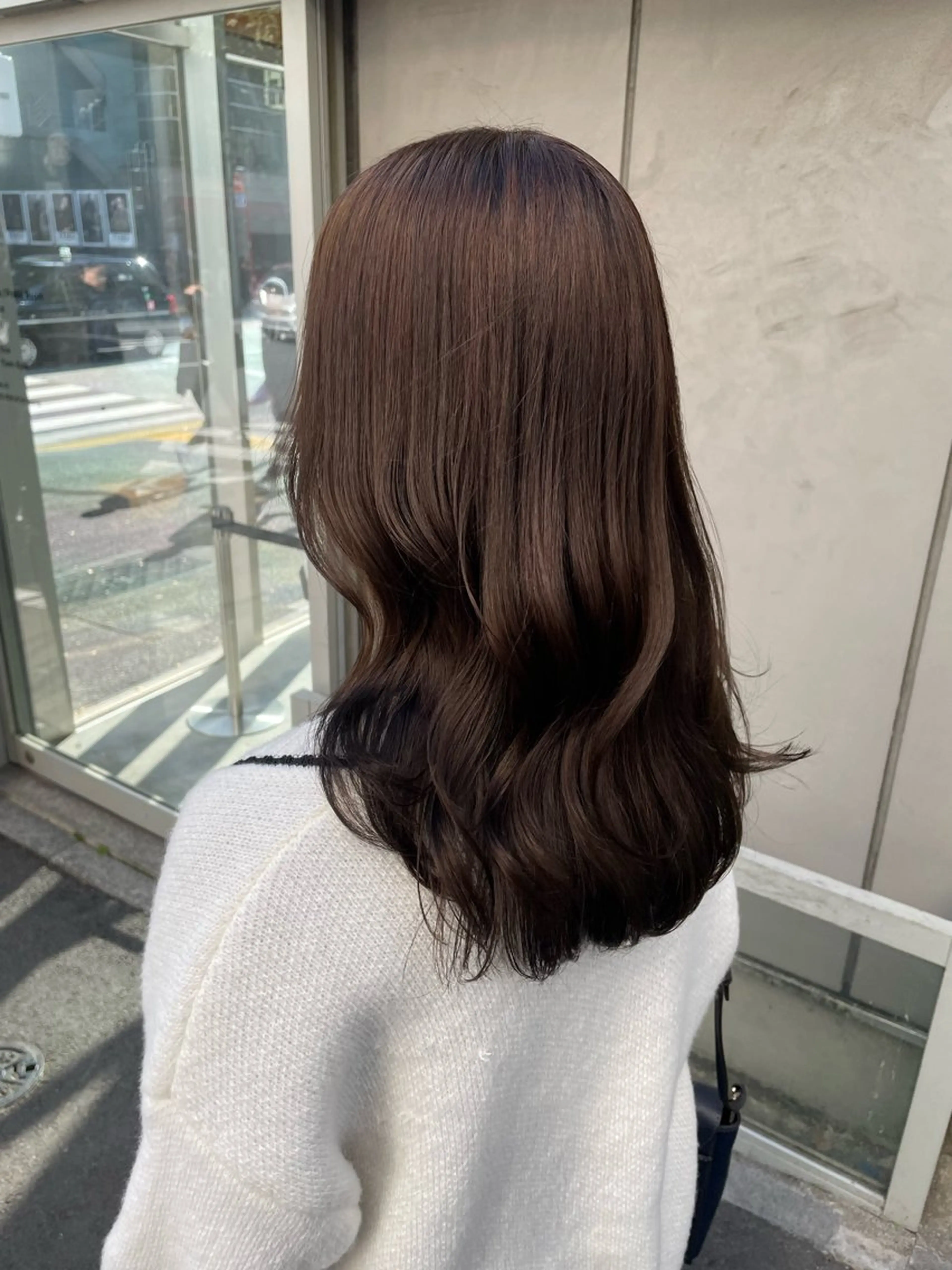セミロング カラー ヘアカラー トリートメント ヘッドスパ ヘアセット 大人っぽ♡上品な暖色 ♡ブリーチなし♡のヘアスタイル