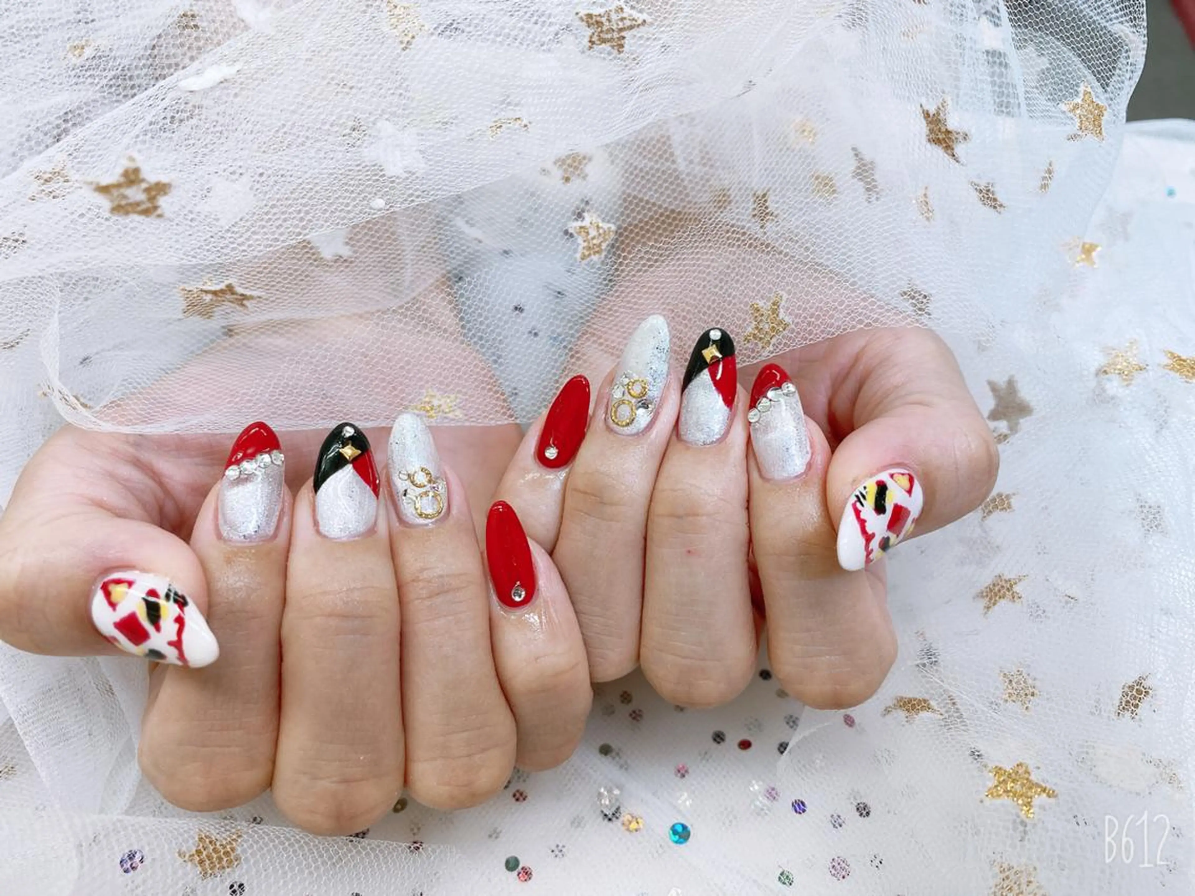 ネイル 🦋ネイルサロン ブラン🌈ゆりのネイルデザイン