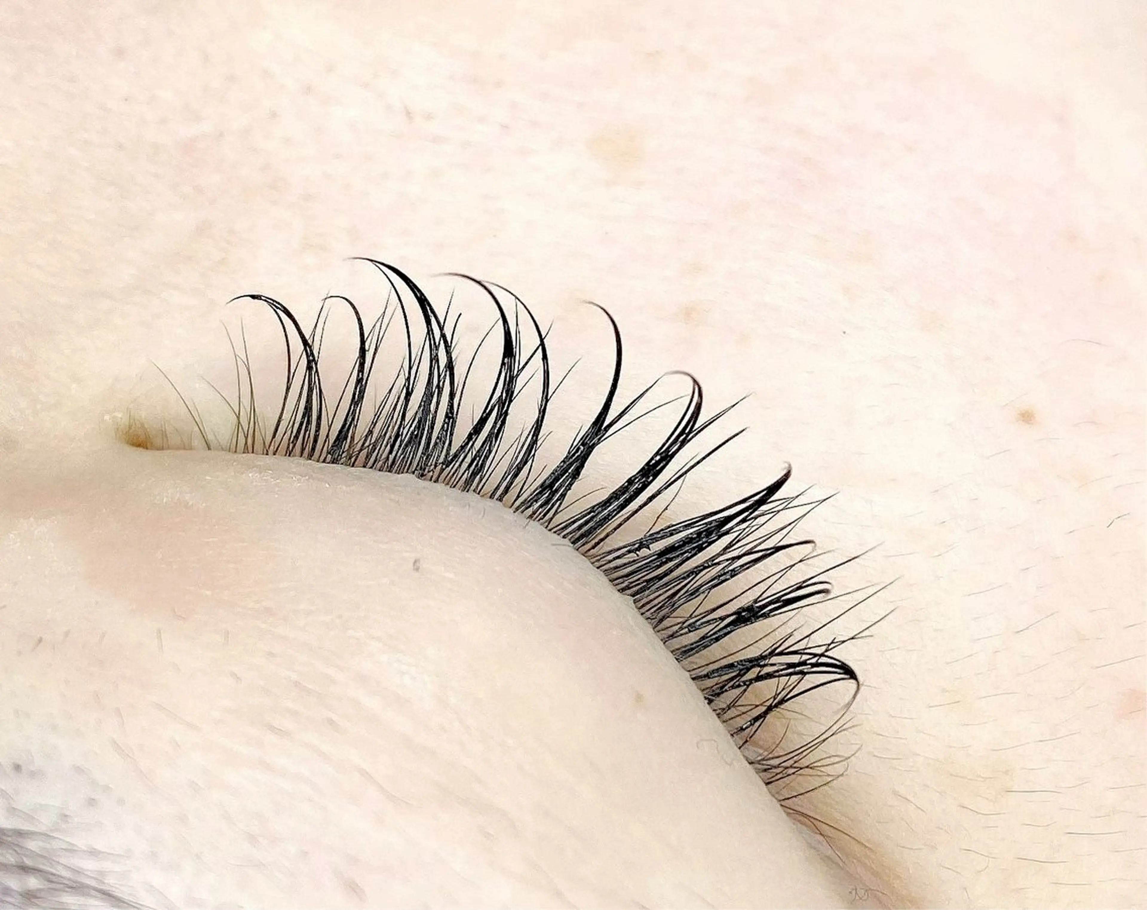 マツエク・マツパ BECKY LASH 芹澤のマツエク・マツパデザイン