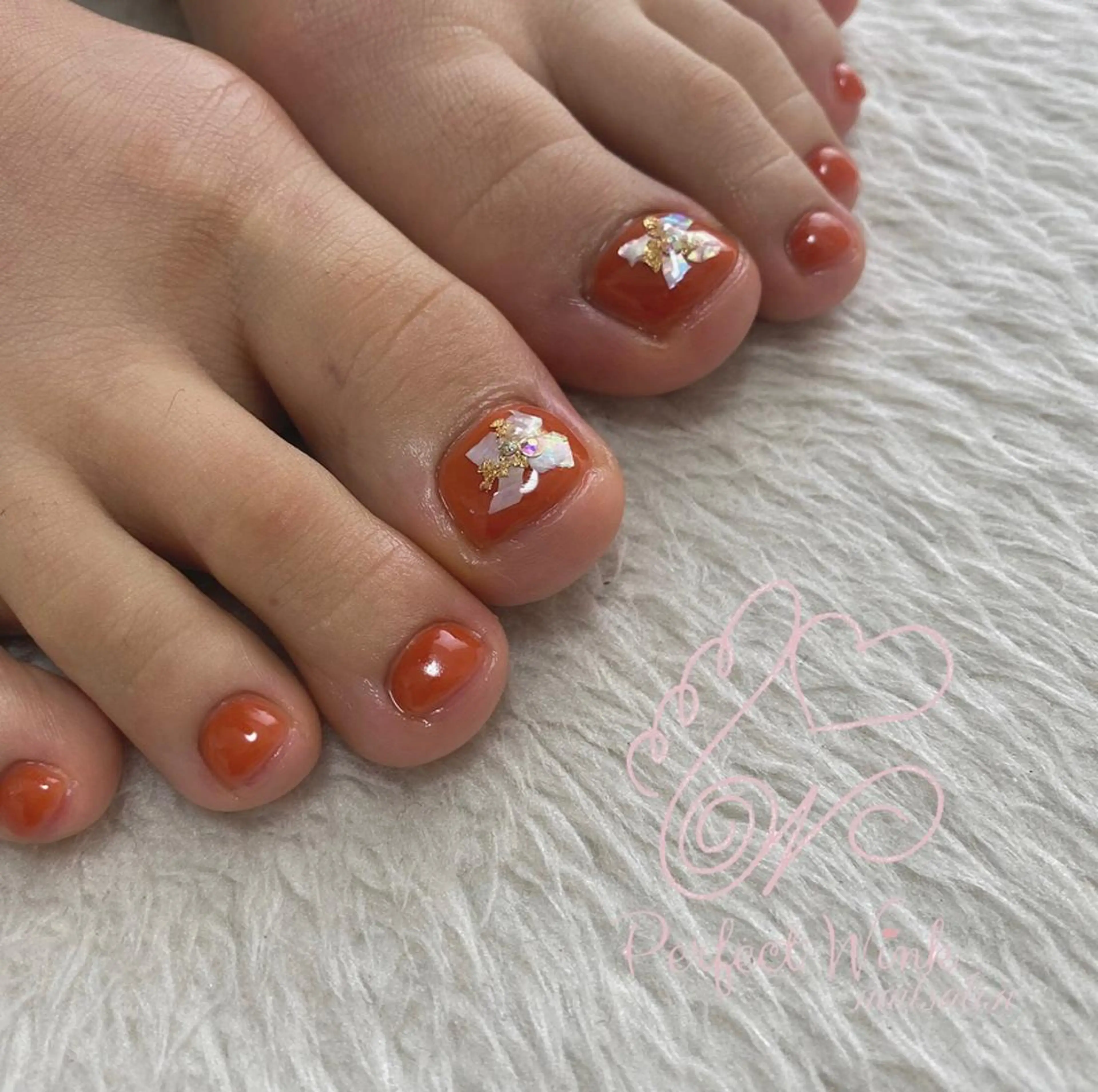 ネイル フットネイル フレンチネイル ジェルネイル グラデーション キラキラネイル ハンドネイル 💅Perfect Wink RUI🌈のネイルデザイン